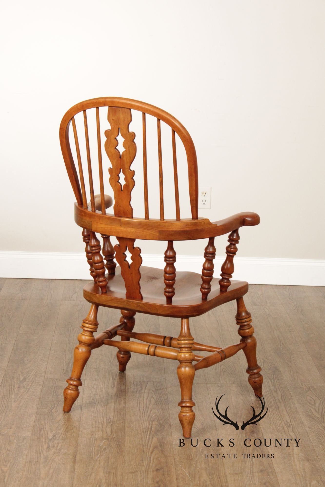Stickley Cherry Valley Pair of Windsor Armchairs