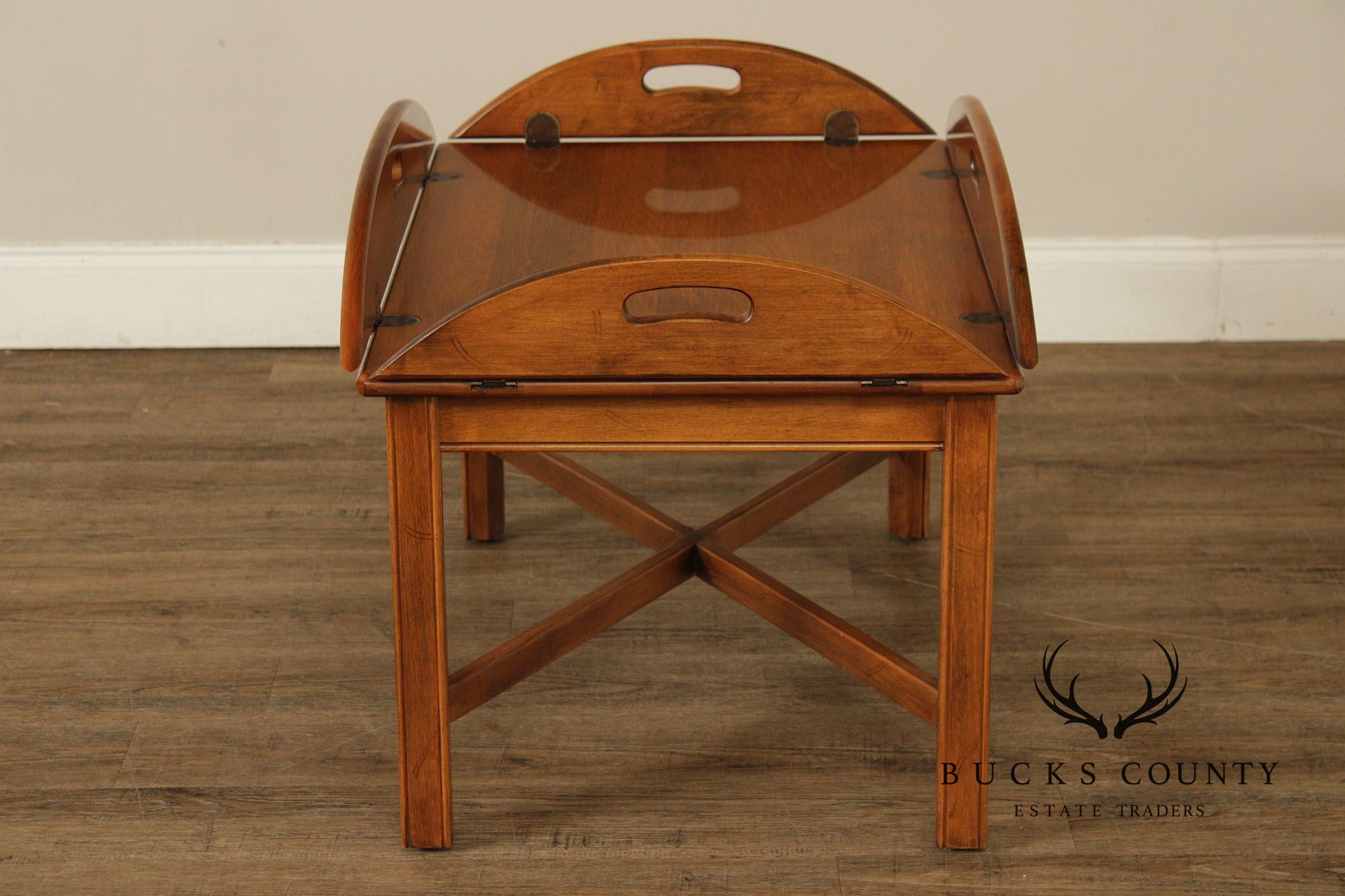Ethan Allen 1776 Collection Chippendale Style Maple Butler’s Tray Coffee Table