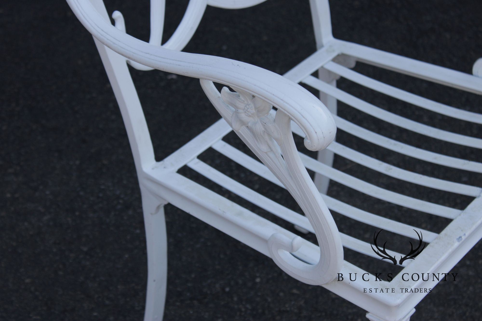 Brown Jordan Set of Eight Cast Aluminum 'Day Lily' Outdoor Dining Chairs