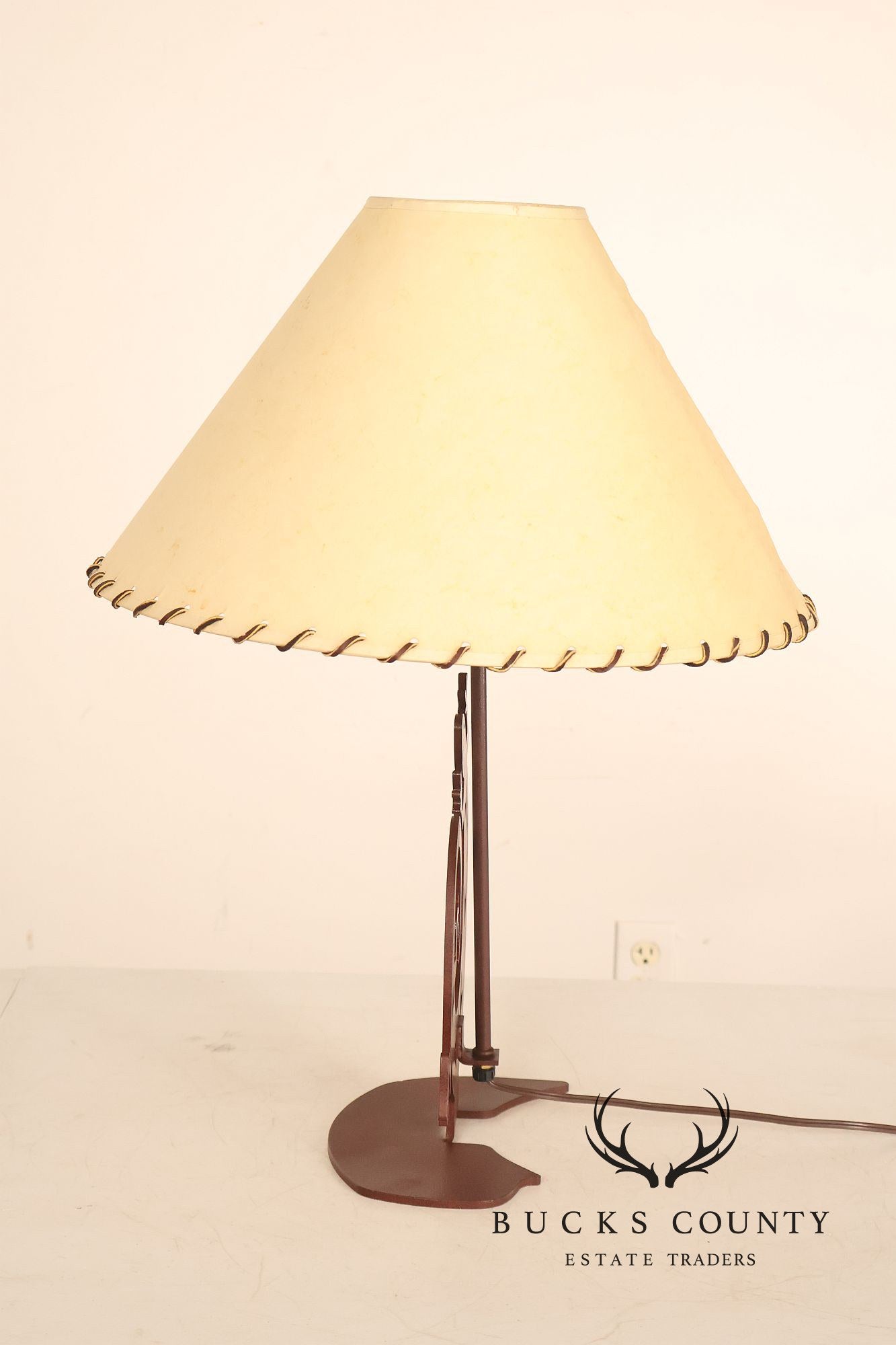 Southwestern Style Steel Gecko Table Lamp
