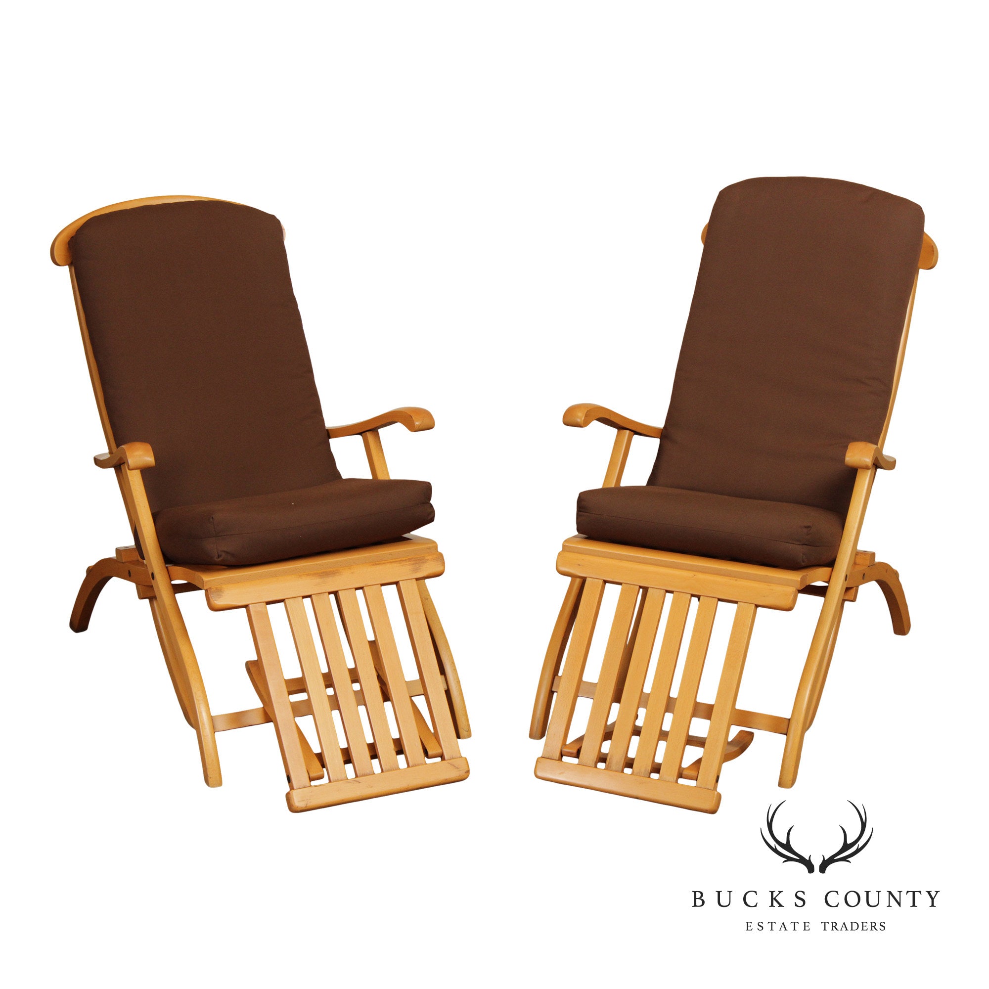 Vintage Campaign Style Pair of Maple Folding Cruise Ship Steamer Lounge Chairs
