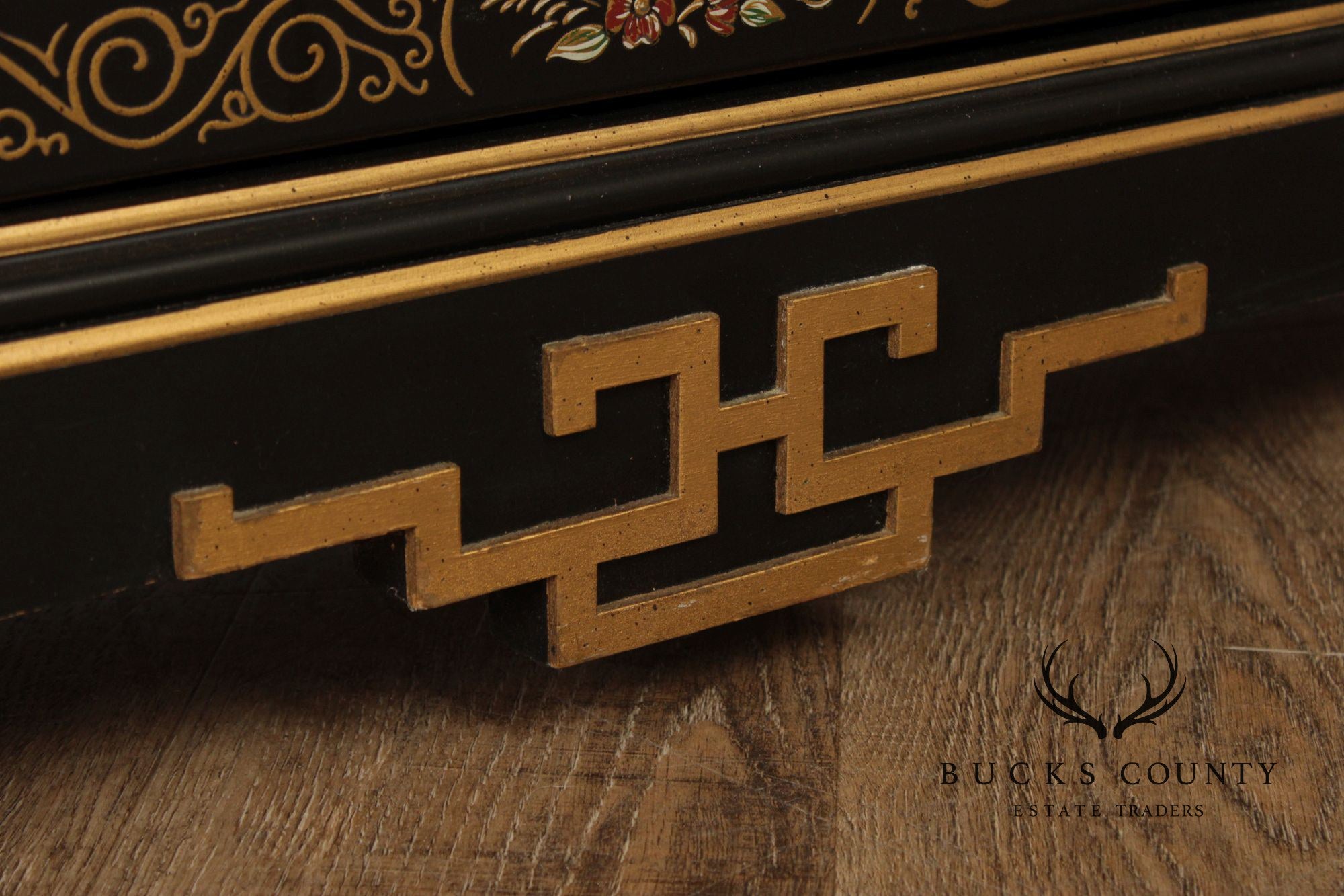 PULASKI FURNITURE CHINOISERIE PAGODA DISPLAY CABINET