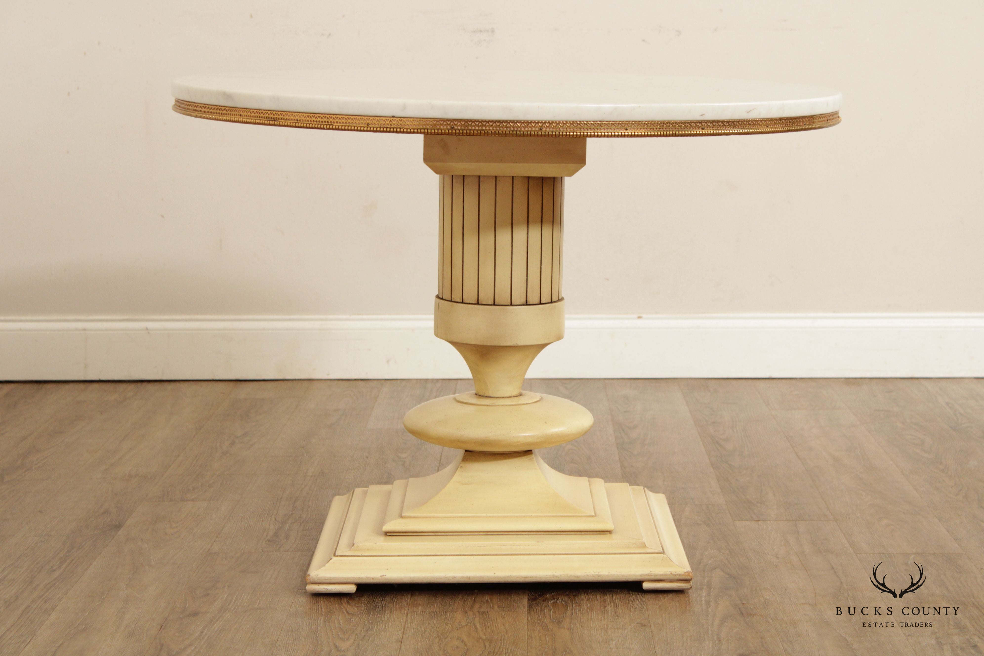 American of Chicago Vintage Round Marble Top Neoclassical Style Coffee or Center Table