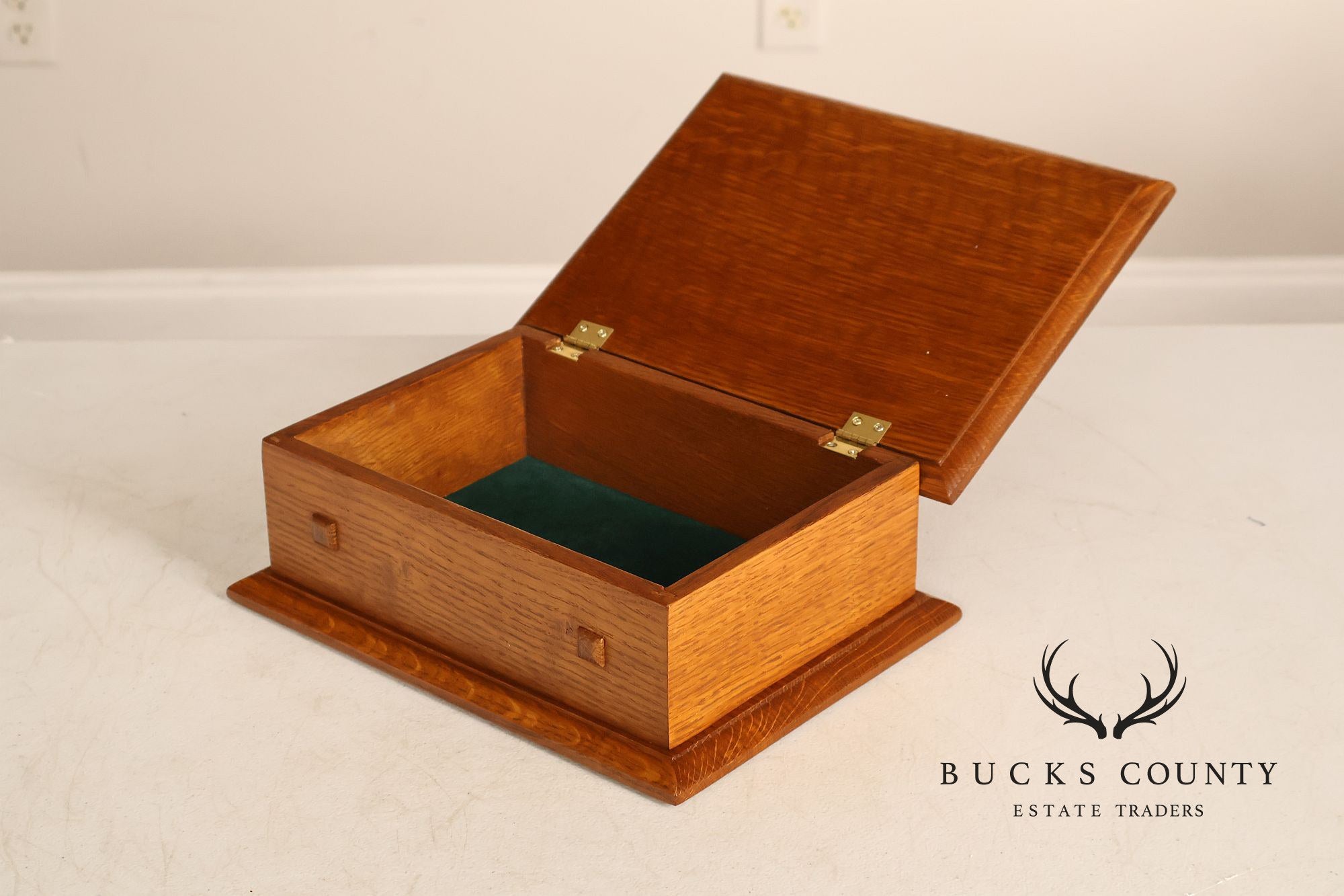 Stickley Mission Collection Oak Desk Box