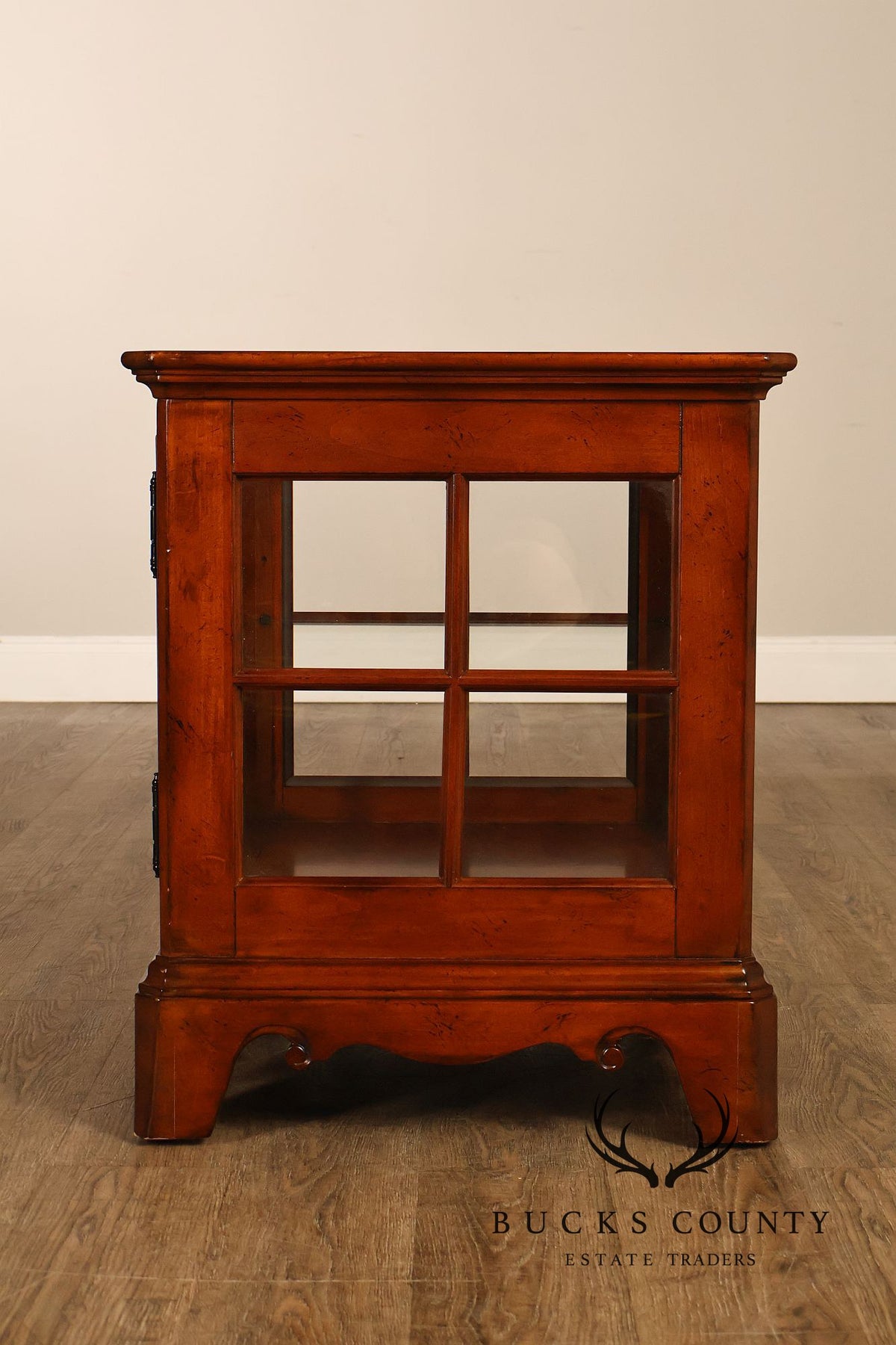 Traditional Cherry Finish Glass Display End Table