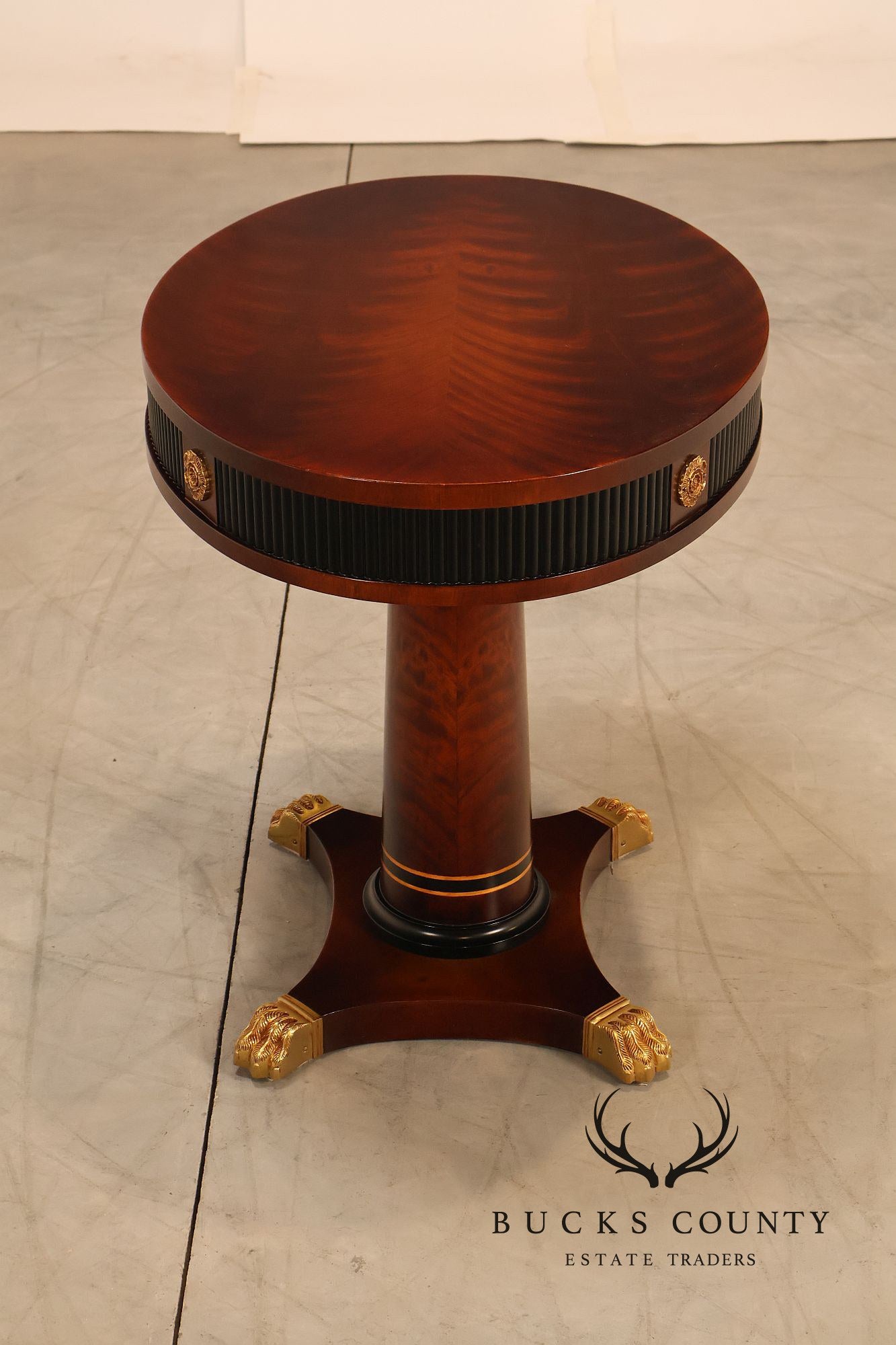 Mariner Neoclassical Style Pair Of Oval Mahogany Pedestal Tables