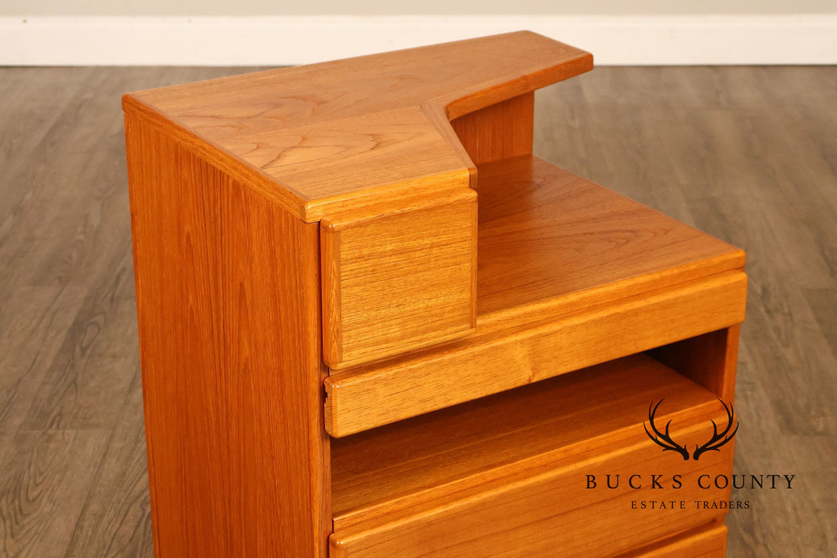 Scan Coll Danish Modern Pair of Teak Nightstands