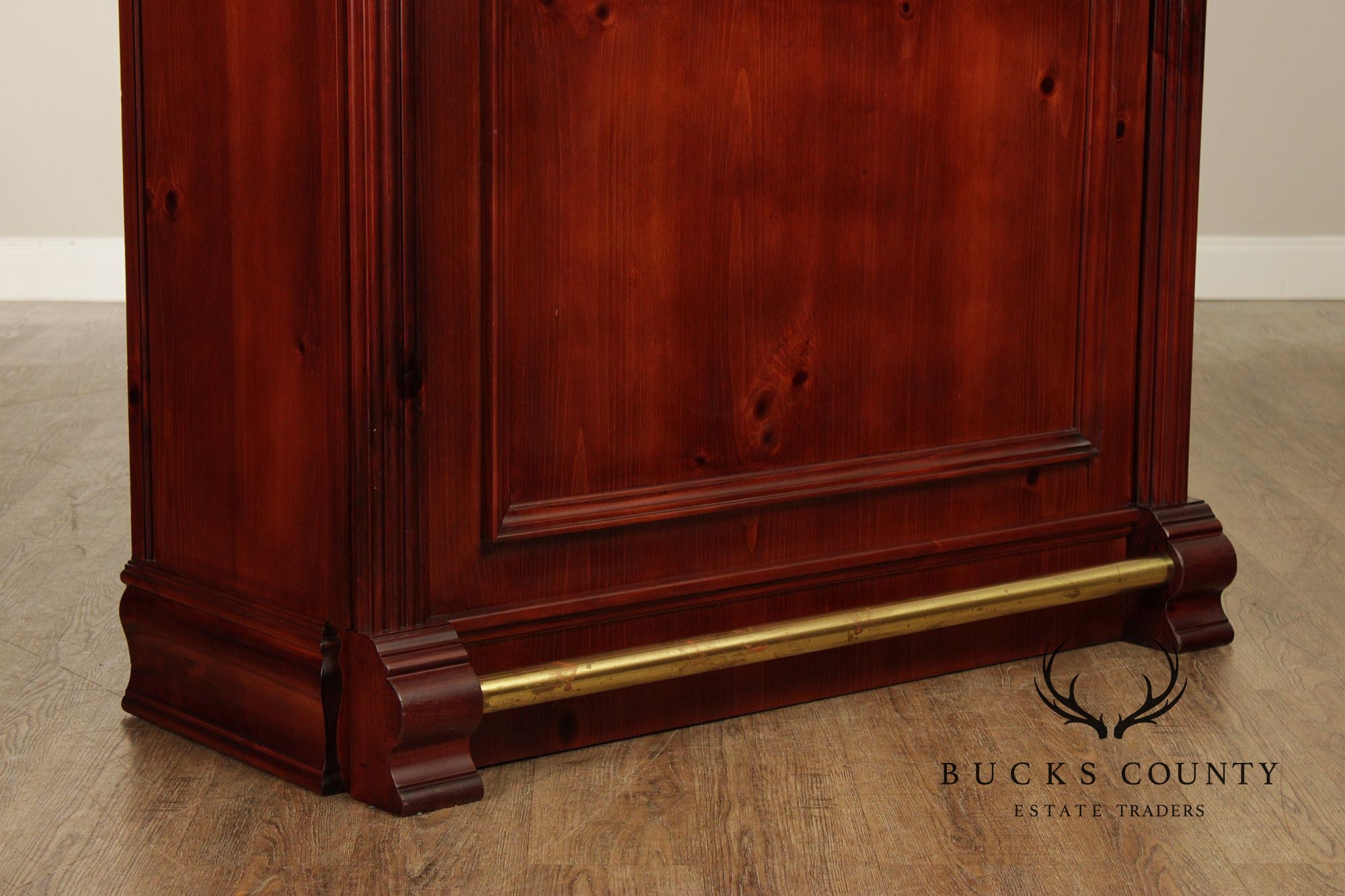 Pulaski Furniture Brass Top Lion Head Bar With Two Stools