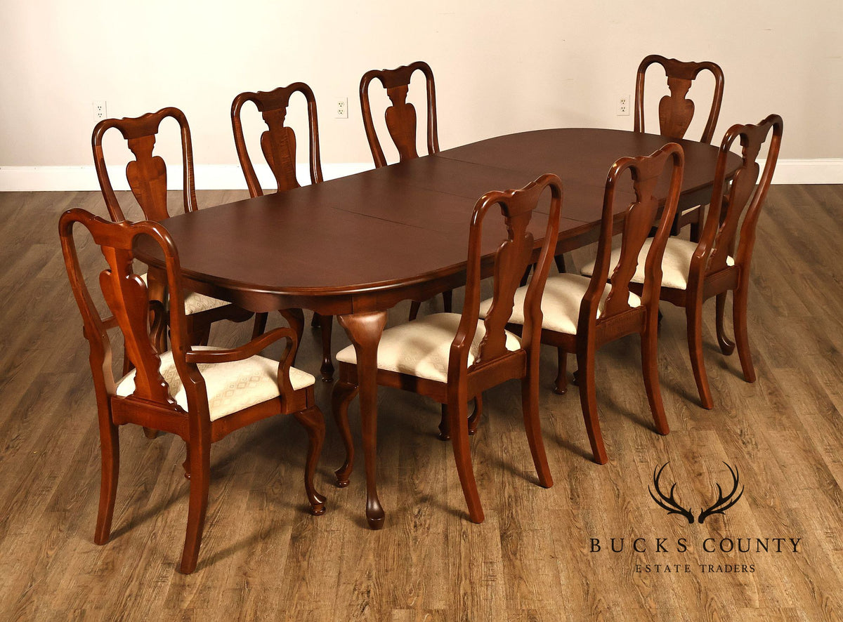 American Drew Queen Anne Style Expanding Dining Table With Eight Dining Chairs