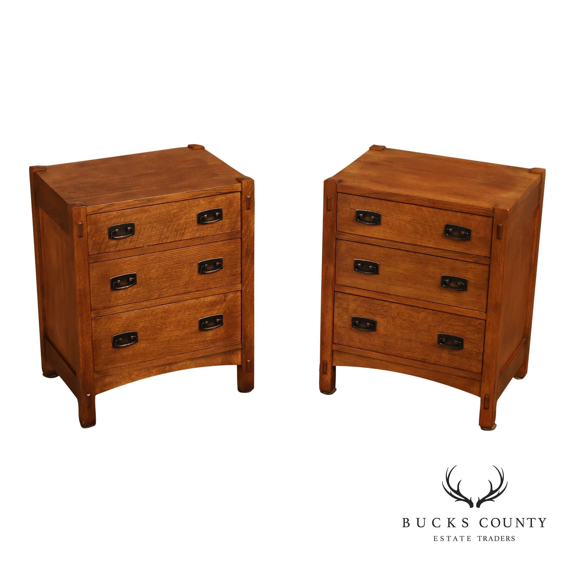 Stickley Mission Collection Pair Of Oak Chest Nightstands