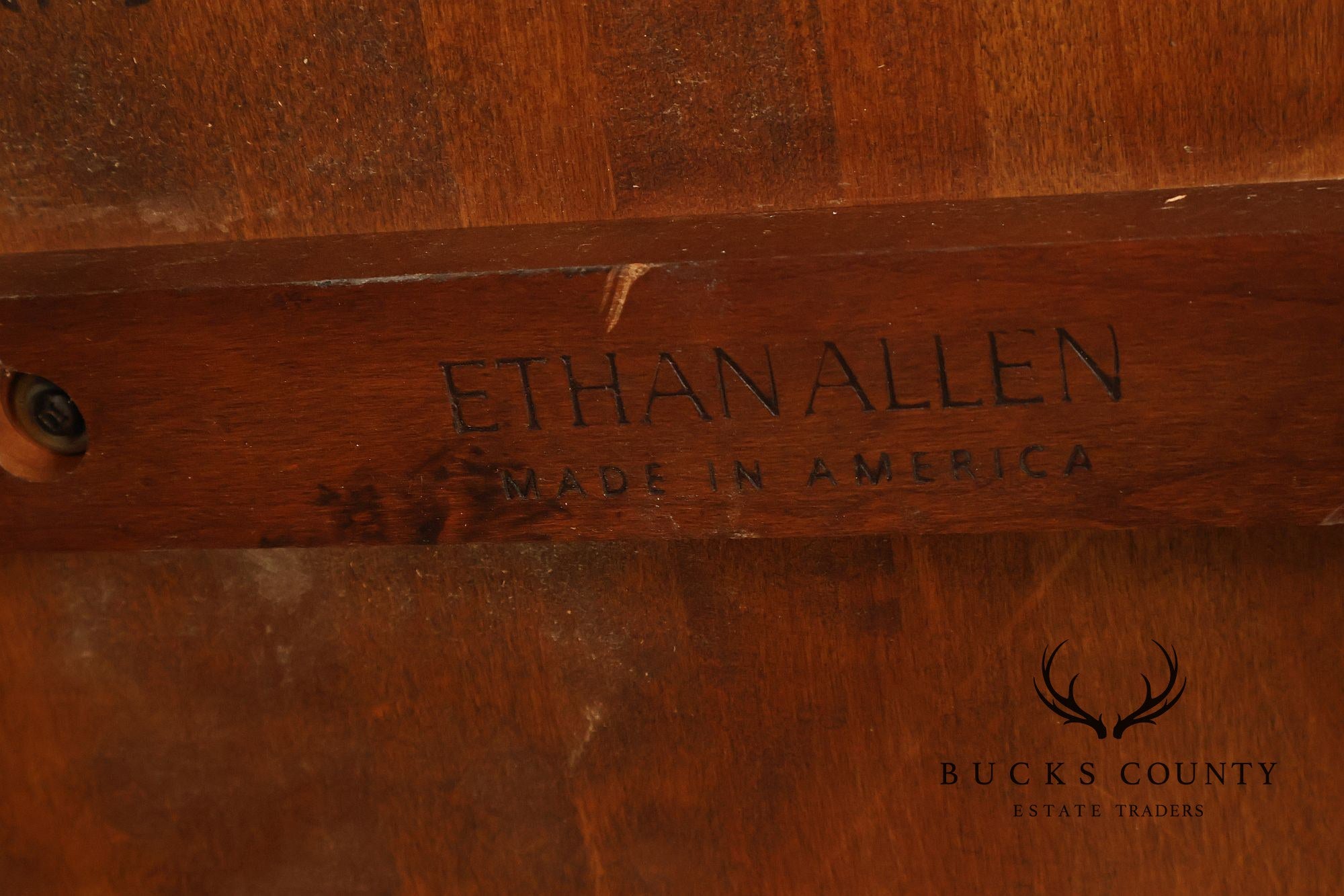 Ethan Allen French Country Round Accent Side Table
