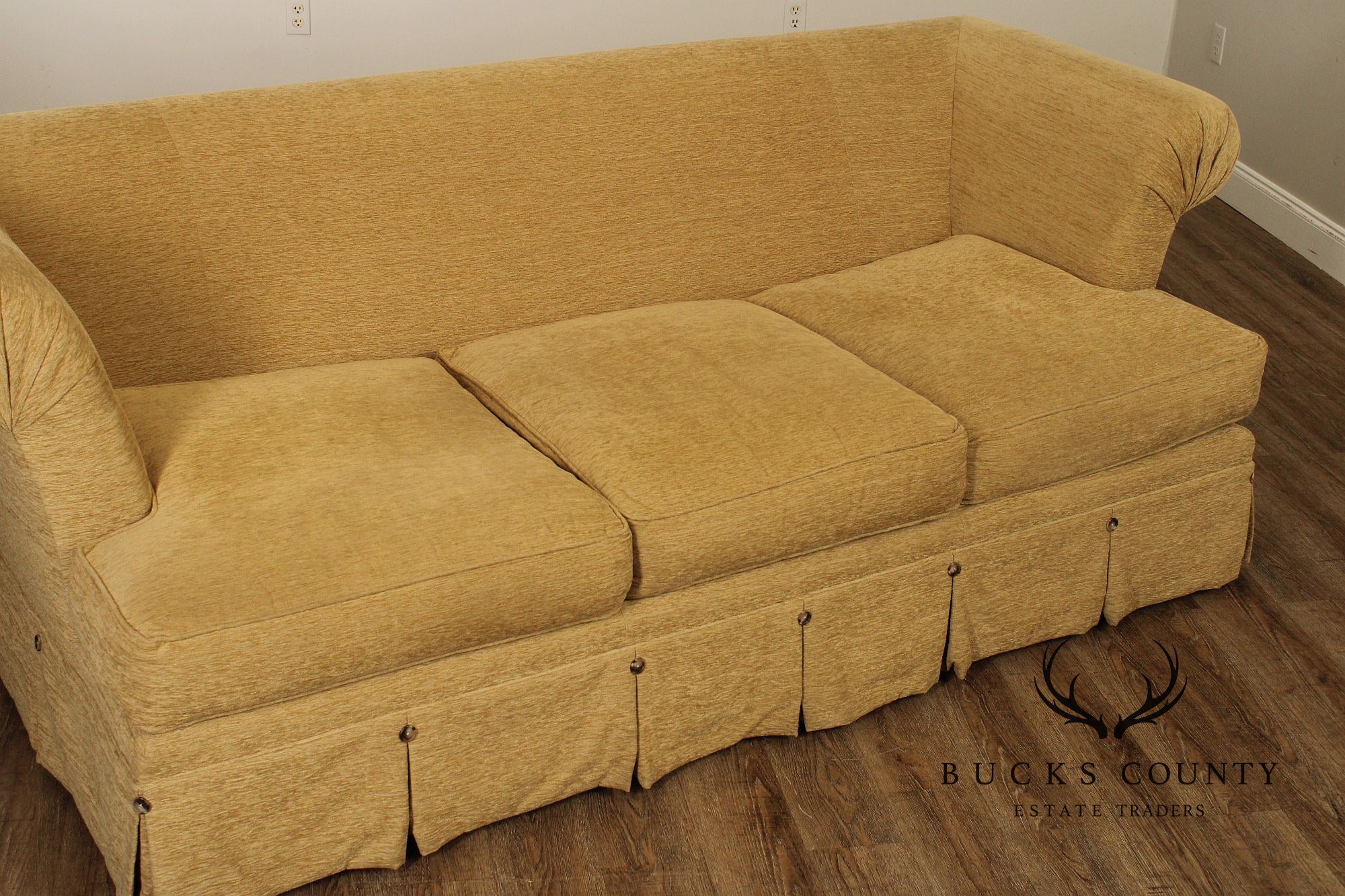 Raymond Waites For Lane Upholstery Traditional Skirted Sofa