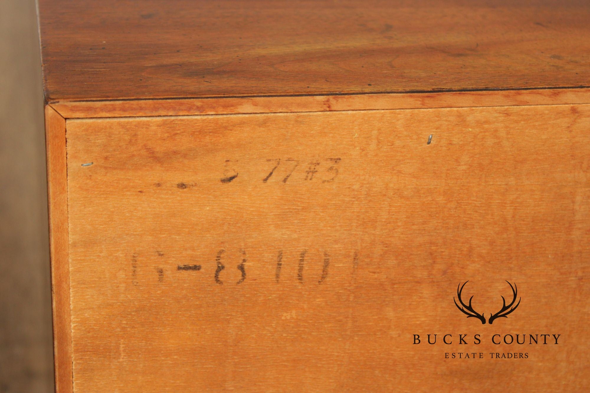 Henredon Chinoiserie Style Mahogany Nightstands