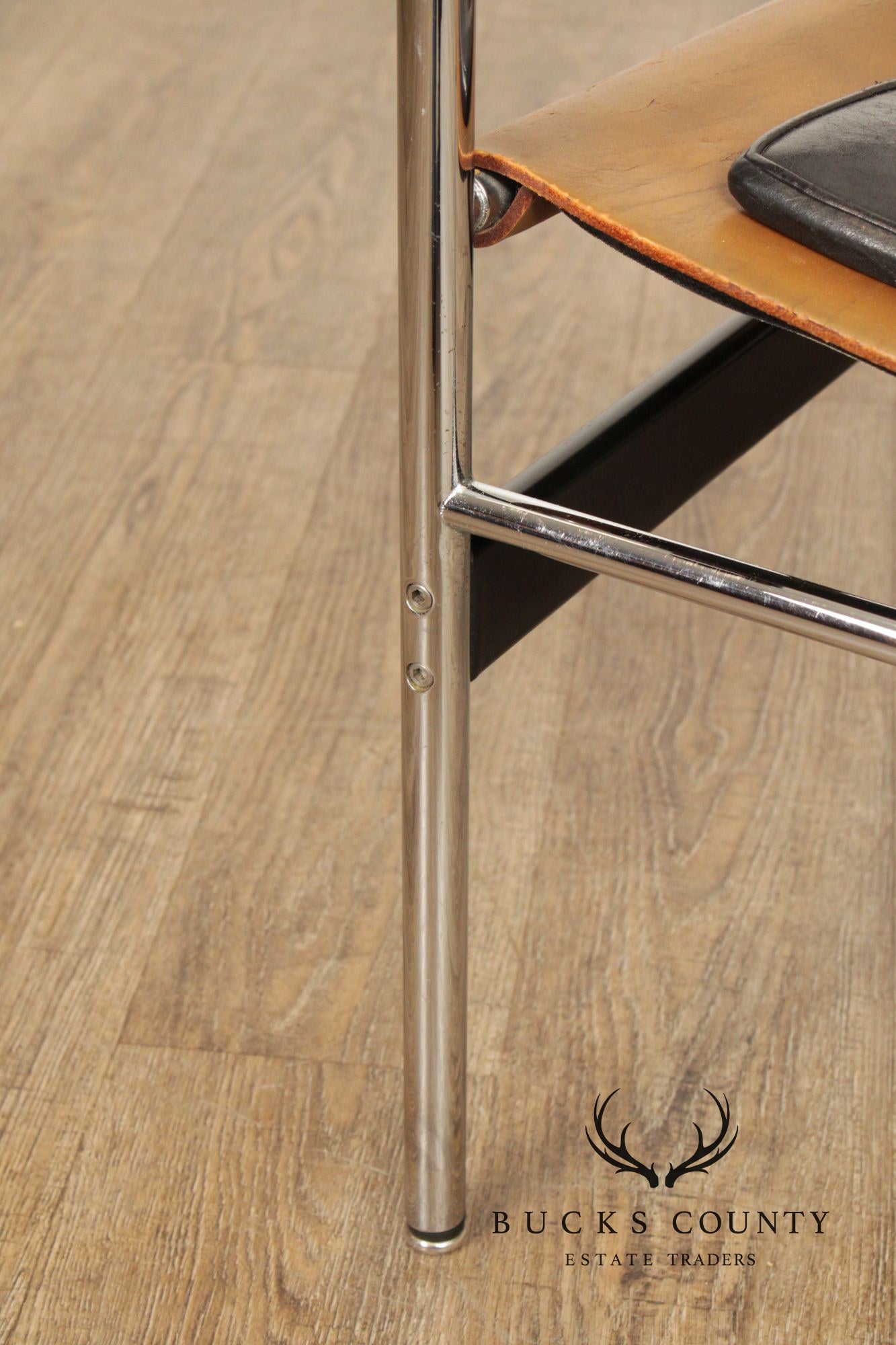 Knoll Mid Century Modern Pair of Leather and Chrome '657' Armchairs