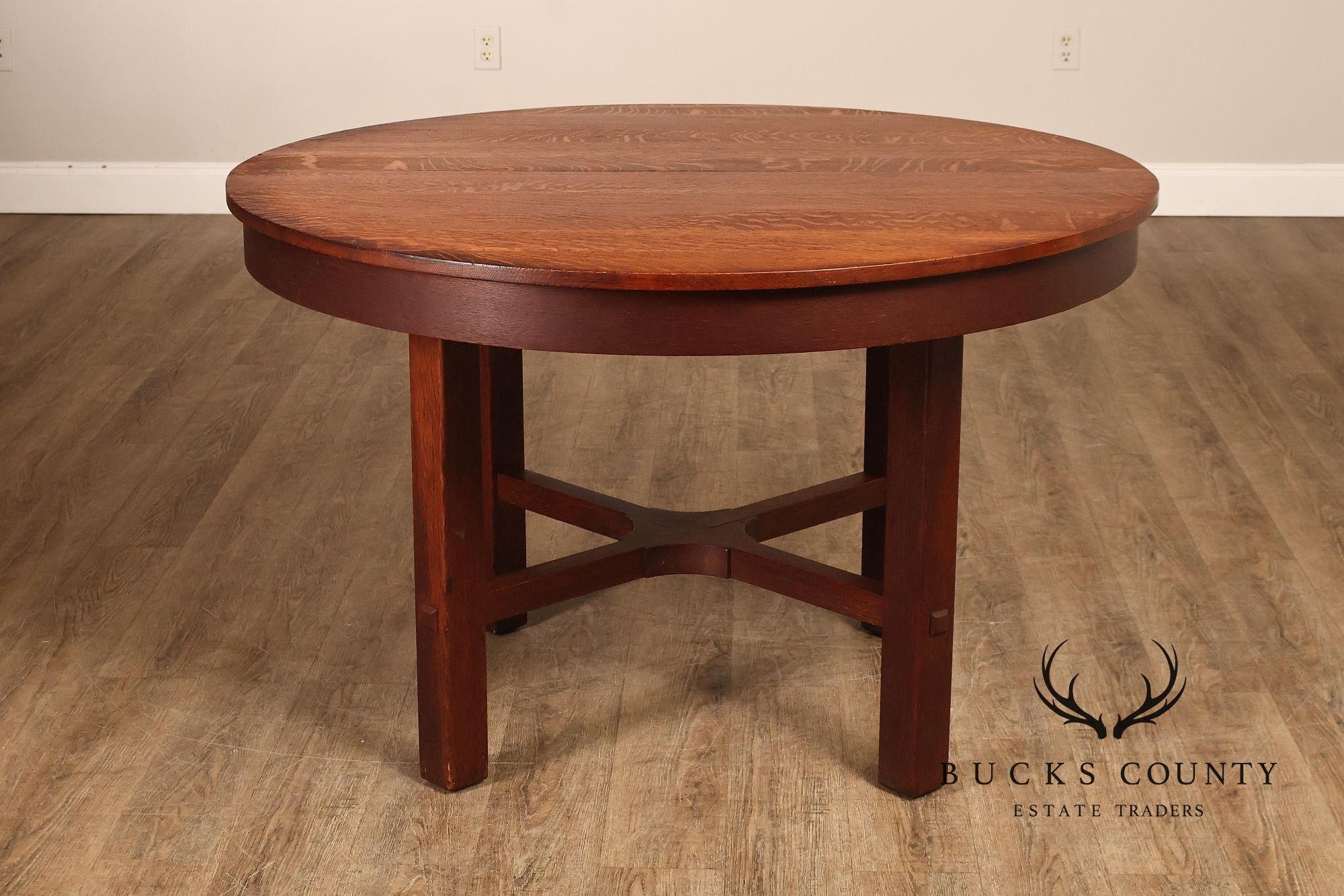 Antique L&JG Stickley Round Extendable Mission Oak Dining Table