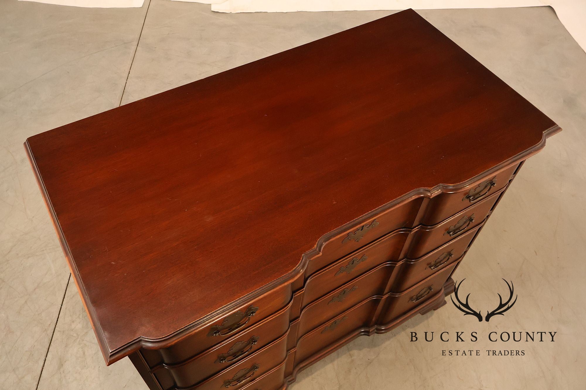 Kindel Chippendale Style Vintage Mahogany Block Front Chest Of Drawers