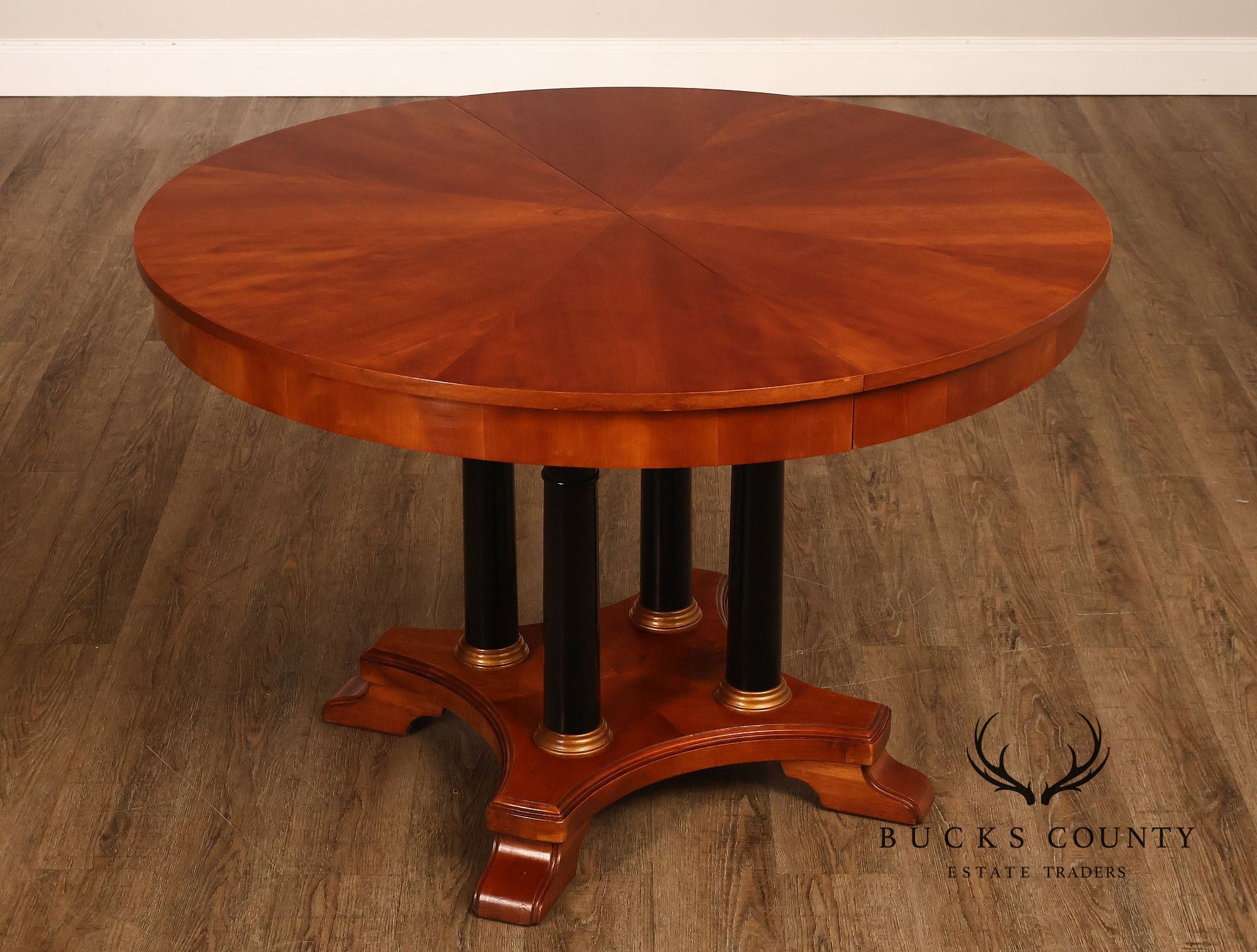 Ethan Allen 'Medallion' Cherry Round Pedestal Dining Table