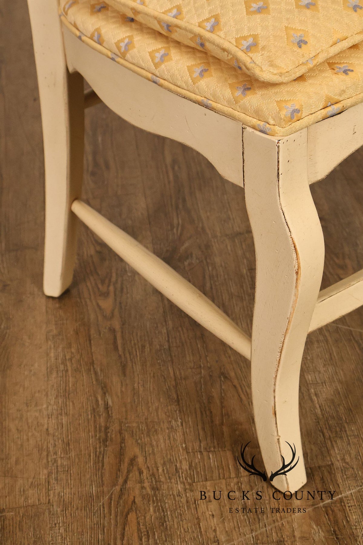 Drexel Heritage French Country Style Set of Eight Dining Chairs