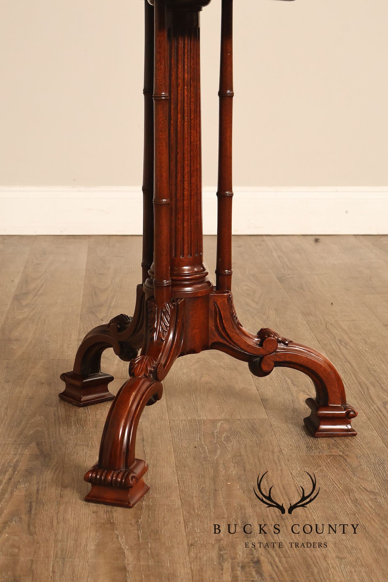 Georgian Style Mahogany Pie Crust Tilt Top Pedestal Table