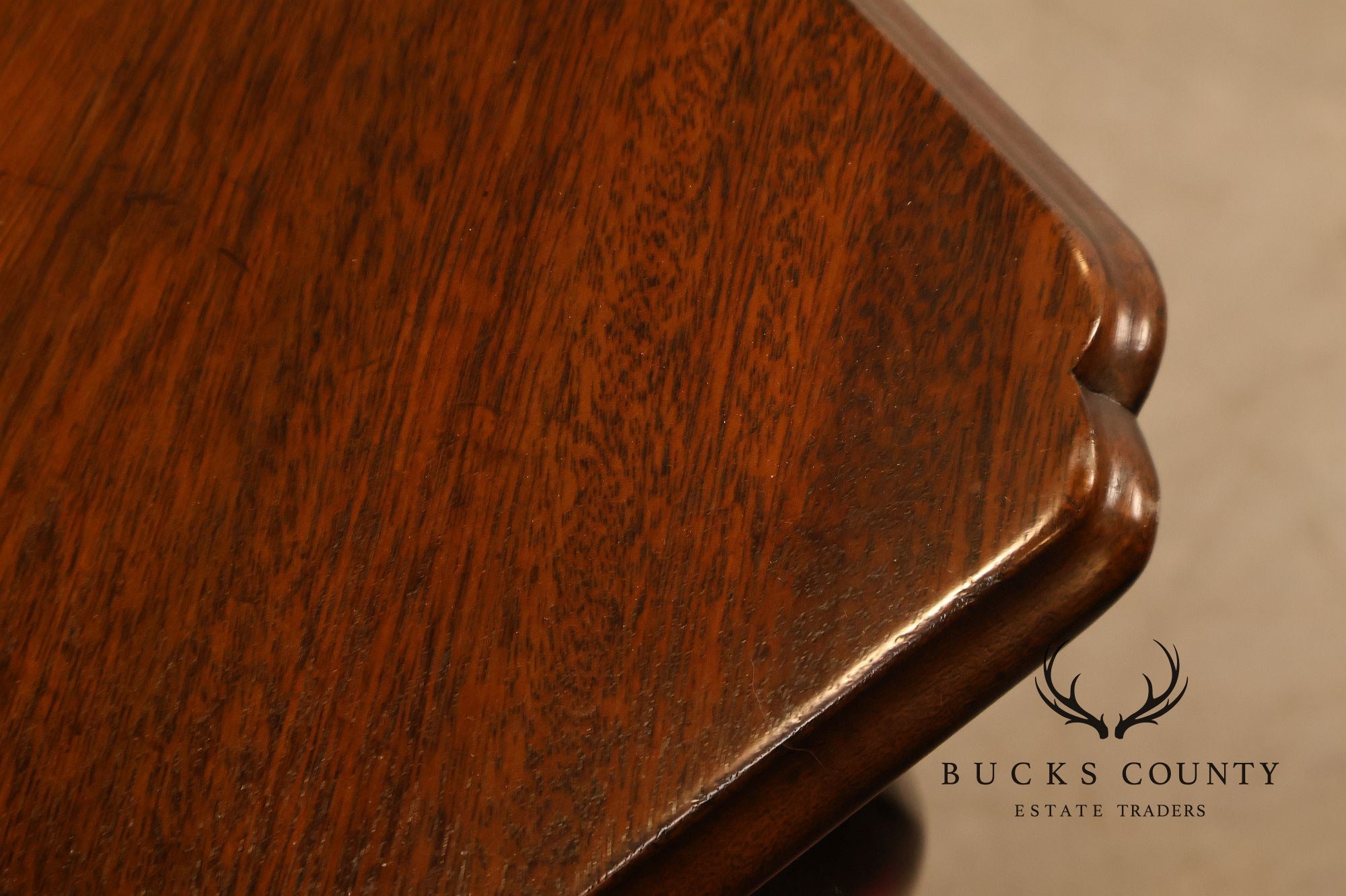 Kittinger Colonial Williamsburg Mahogany Drop-Leaf Napkin Table