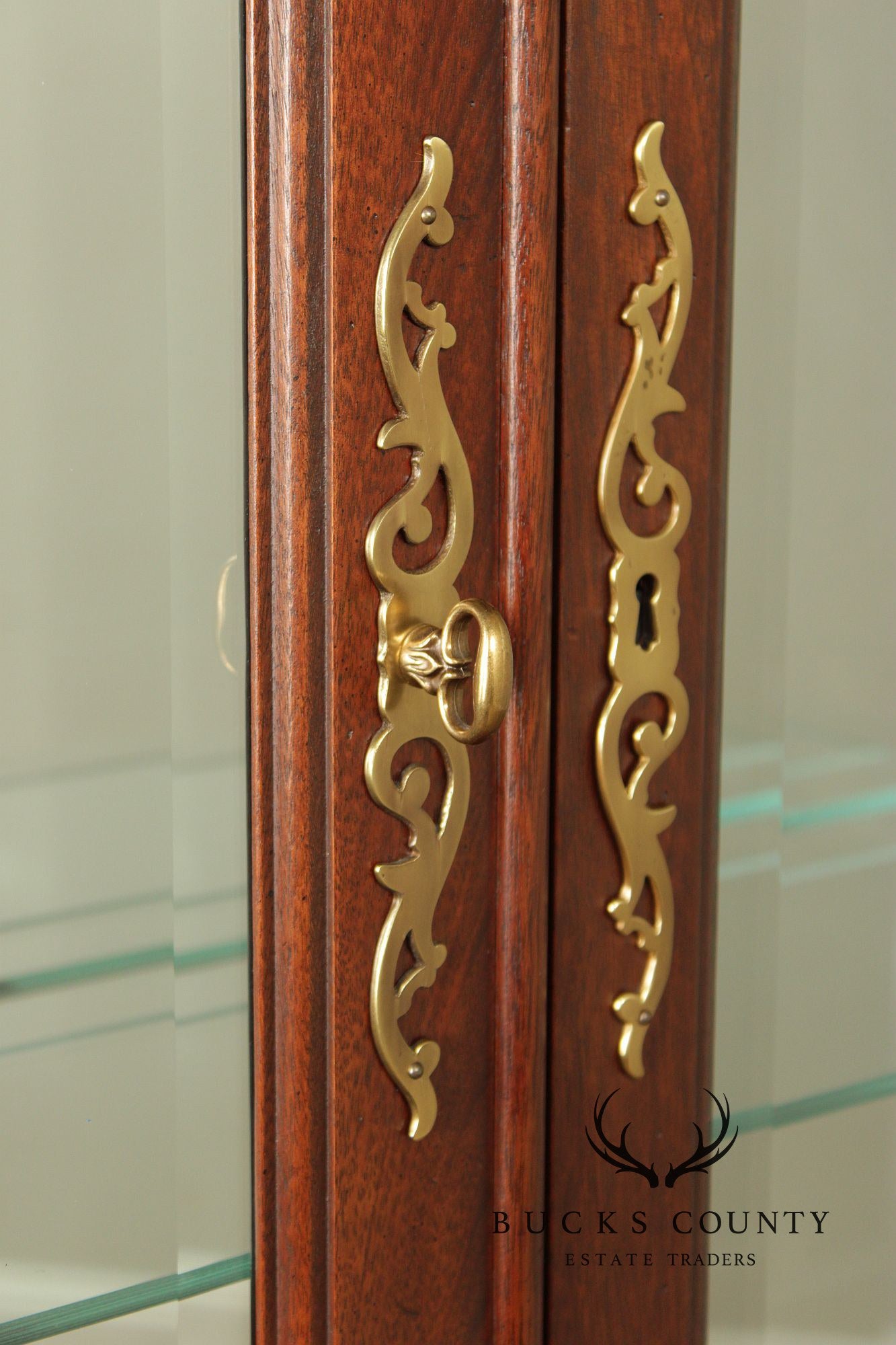 Hekman Georgian Style Lighted Secretary Desk And Display Cabinet