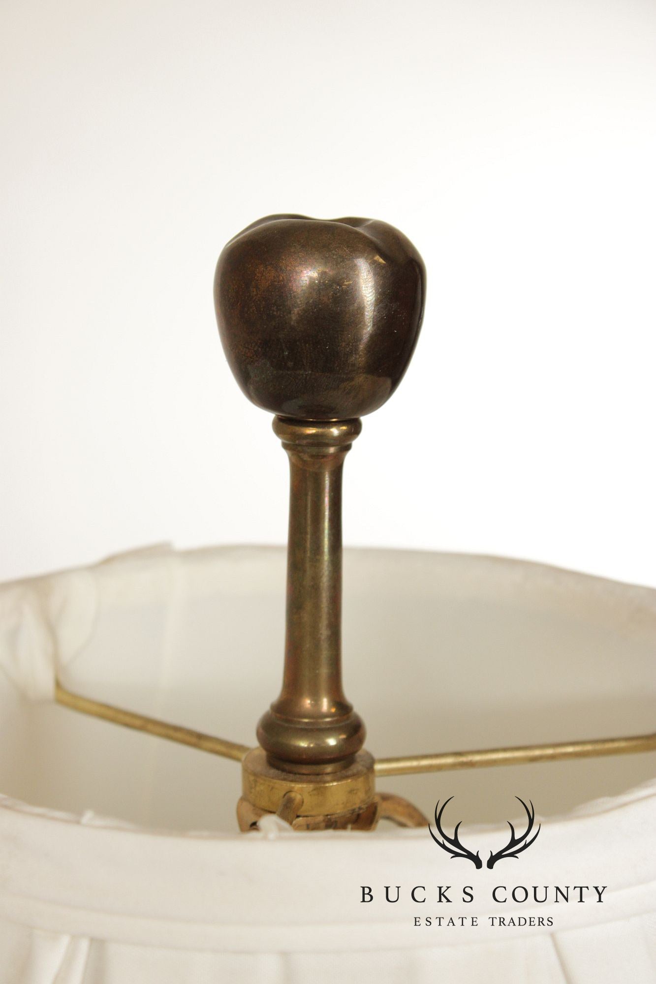 Chapman Vintage Fruit Basket Urn Form Table Lamp