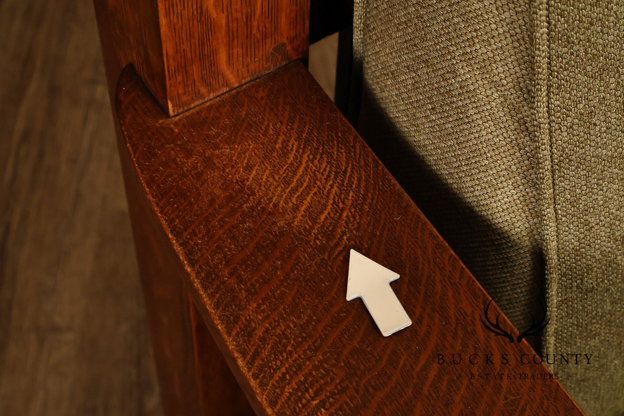 Custom Quality Mission Style Oak Settle Sofa