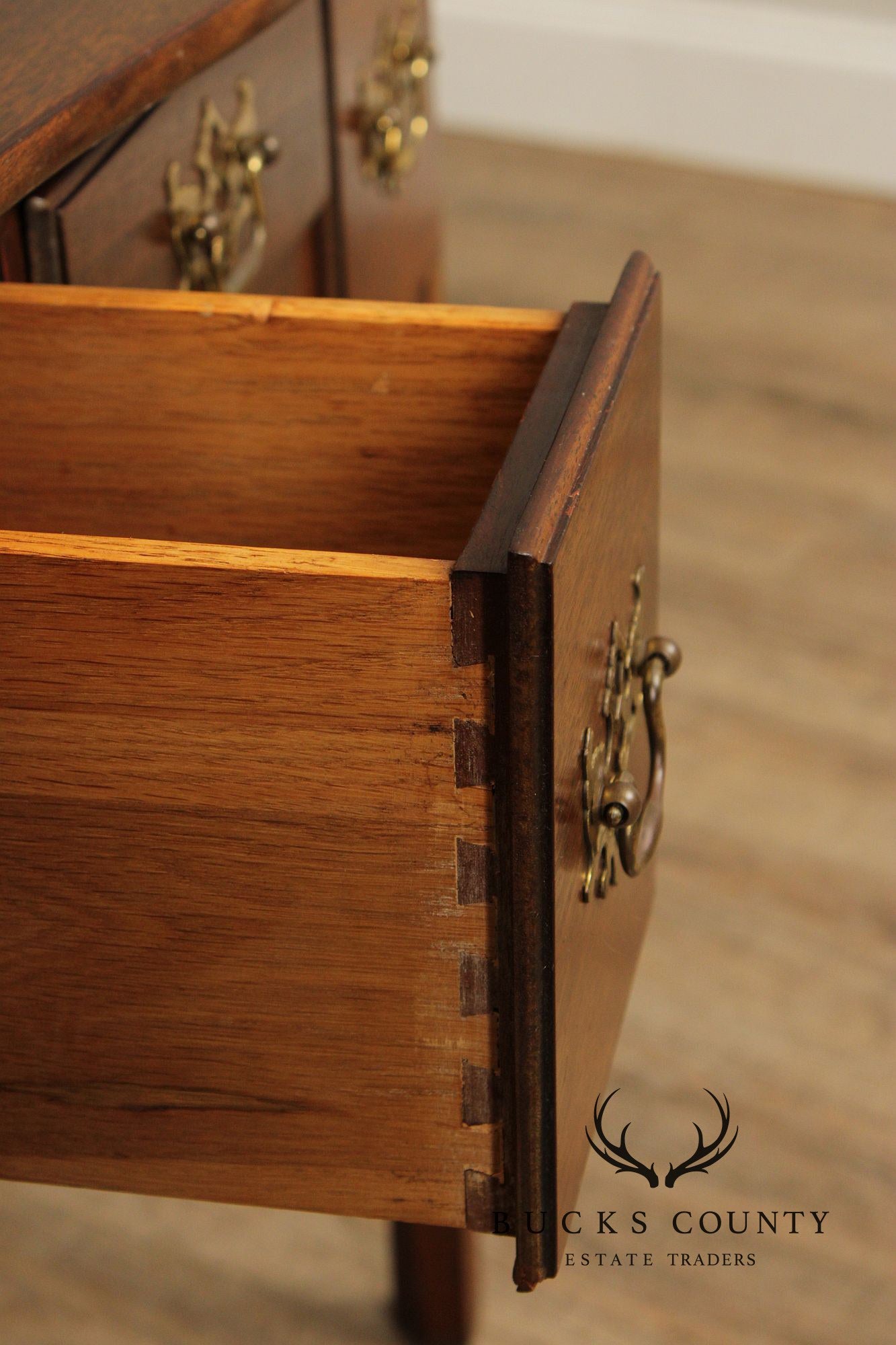 Chippendale Style Mahogany Lowboy Side Table Console