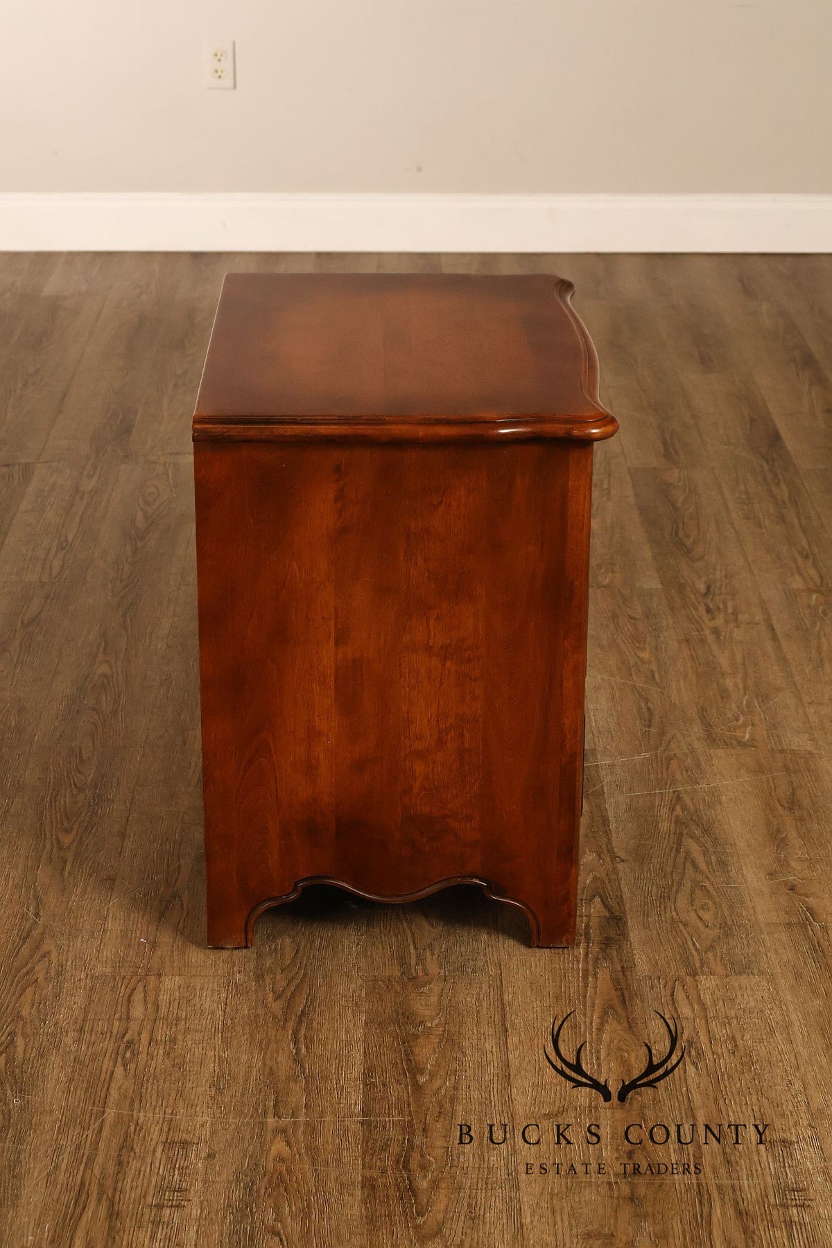 Ethan Allen Pair Of County French Collection Three Drawer Nightstands