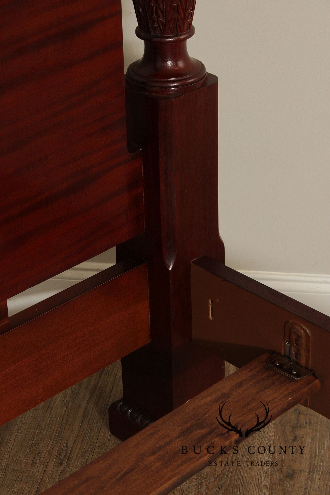 Baker Hepplewhite Style Queen Size Mahogany Poster Bed