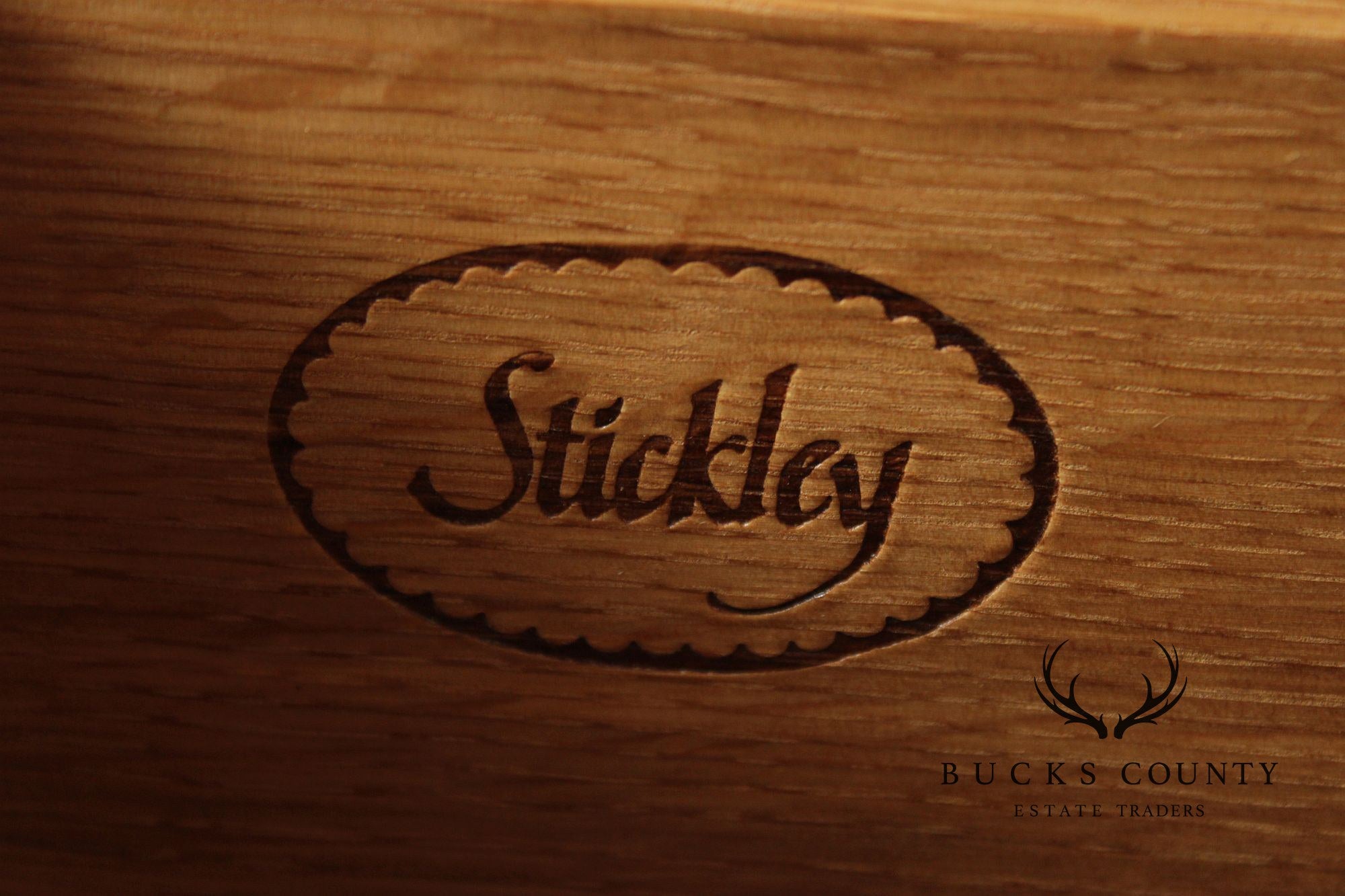 Stickley Marseilles Louis Philippe Cherry 8-Drawer Dresser