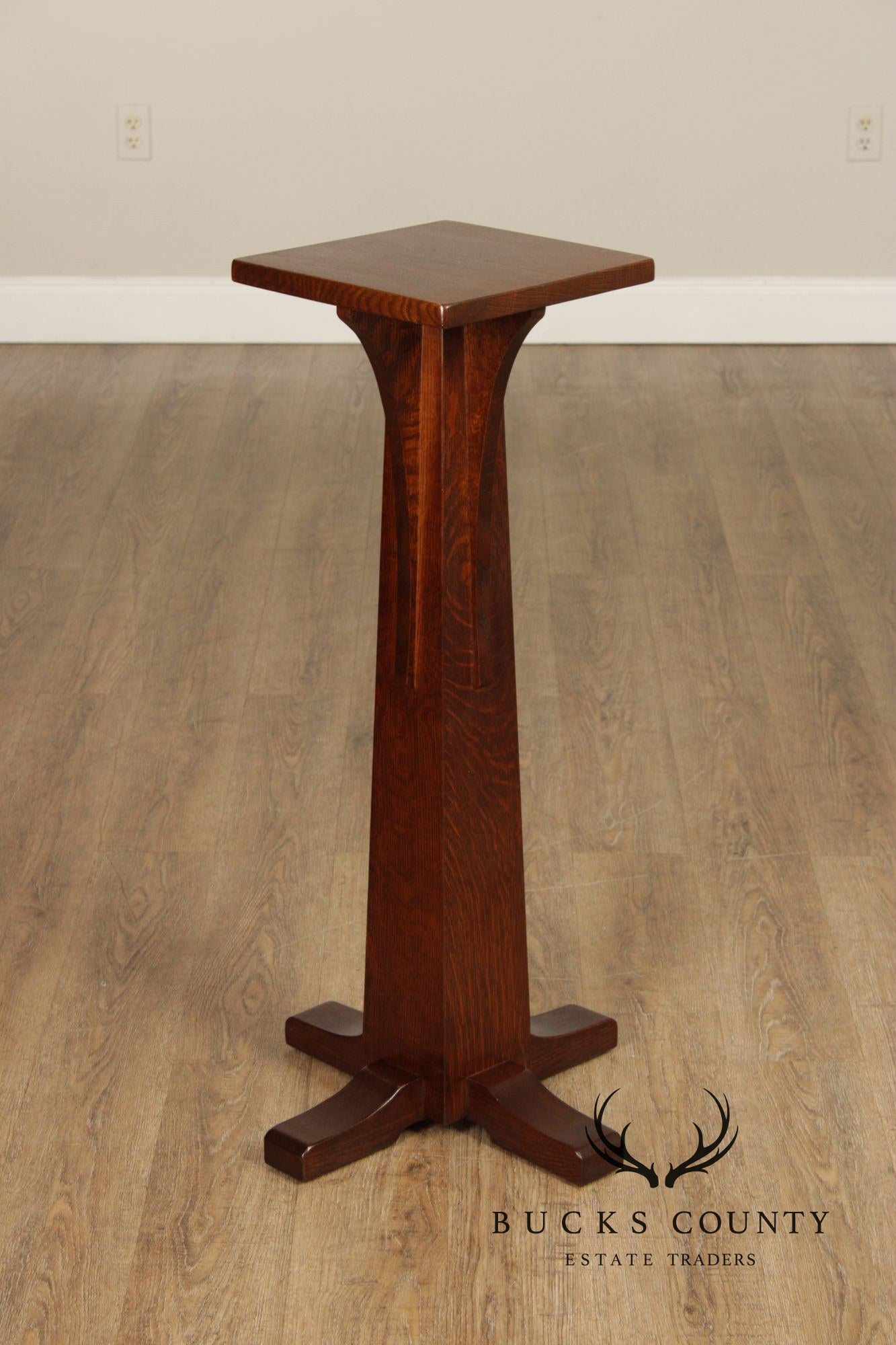 Stickley Mission Collection Oak Pedestal