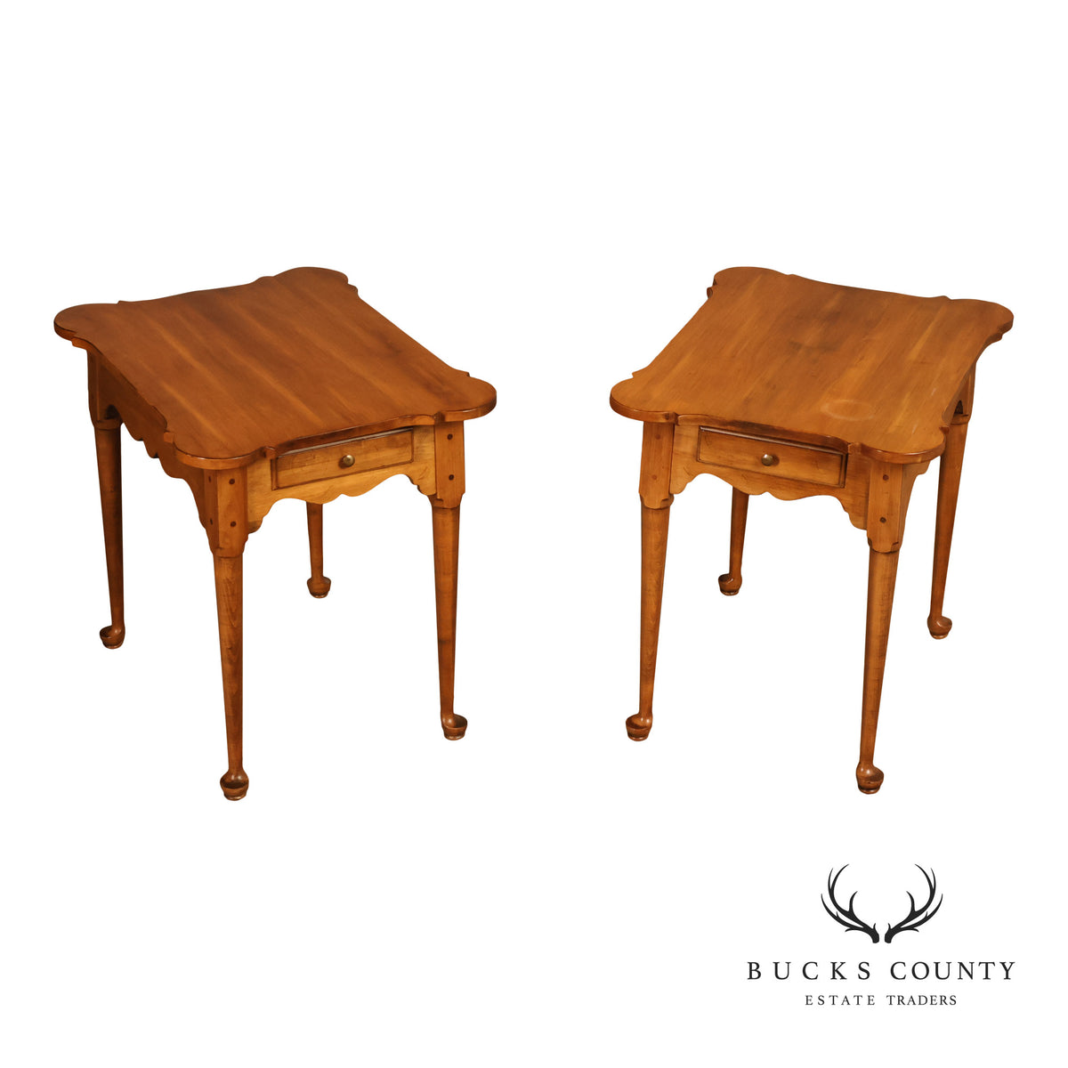 Ethan Allen 'Circa 1776' Pair of Maple Porringer Top End Tables