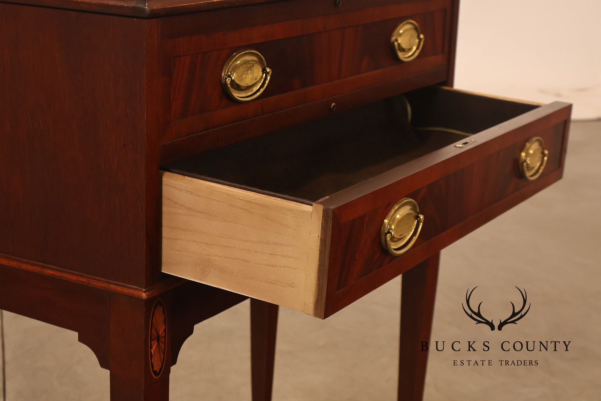Hekman Federal Style Mahogany Inlaid Silver Chest