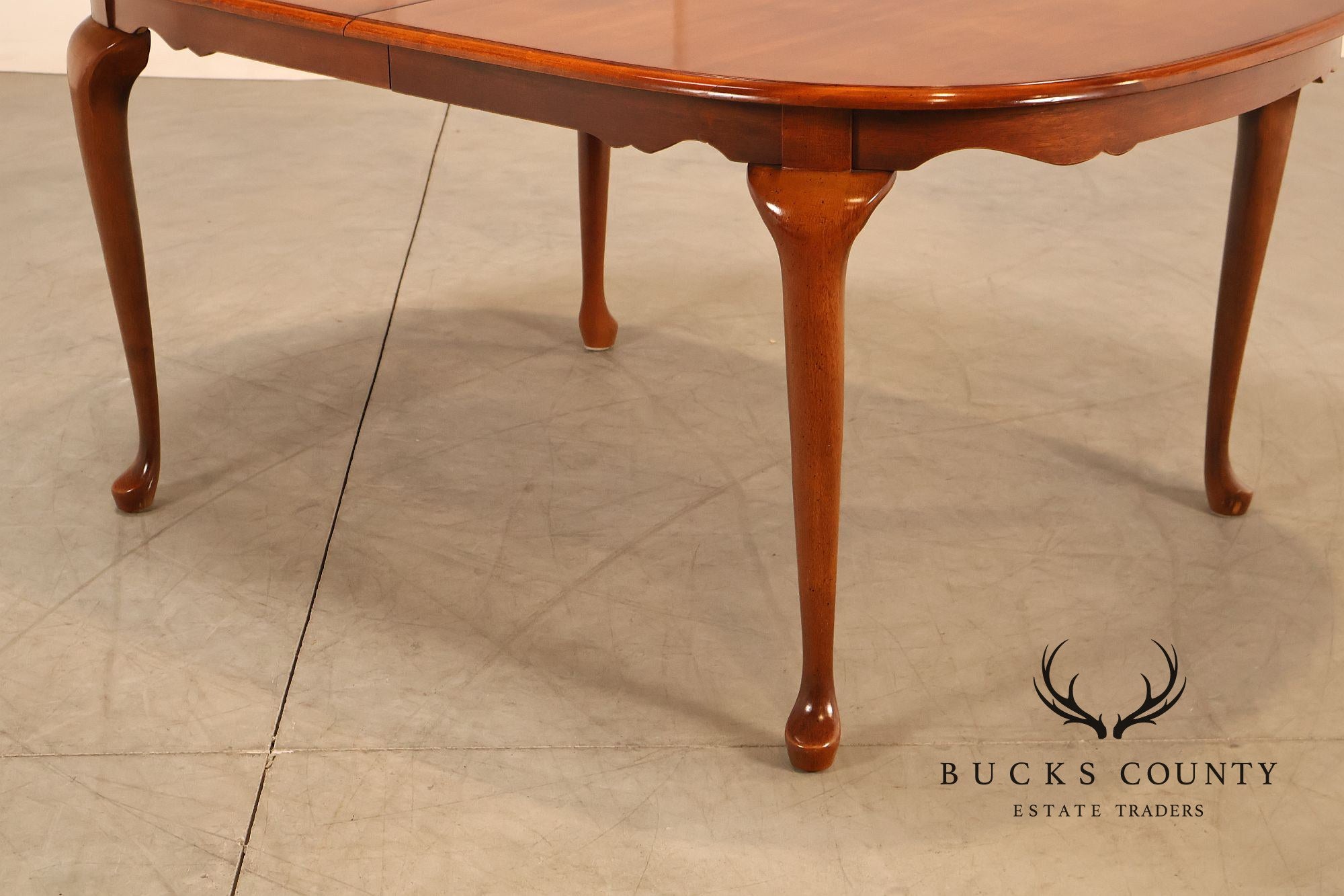 American Drew Traditional Cherry Dining Table With Two Leaves