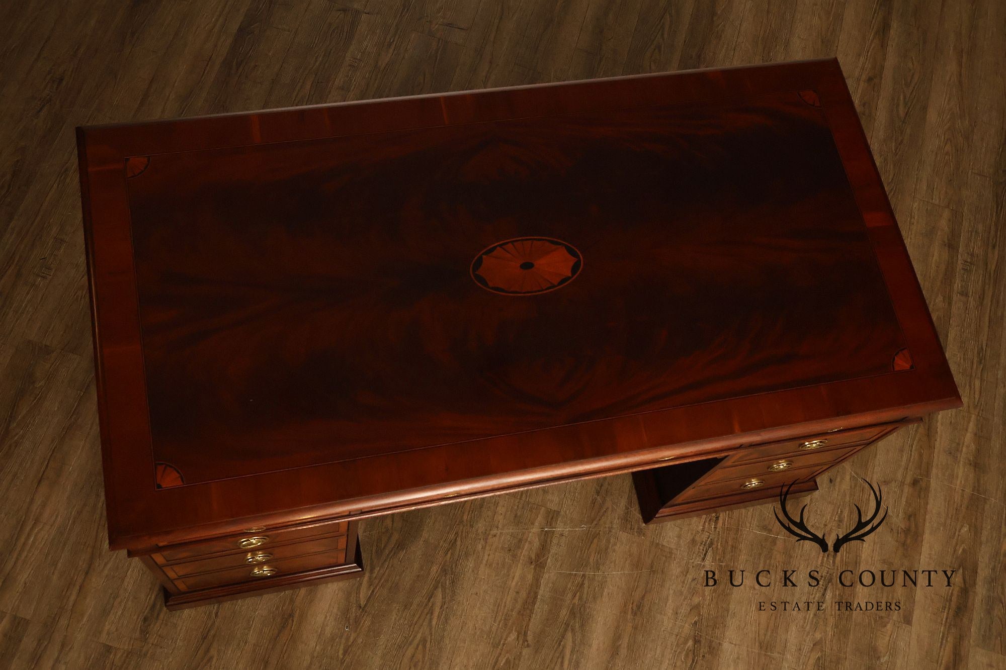 Hekman Traditional Mahogany Inlaid Seven Drawer Executive Desk
