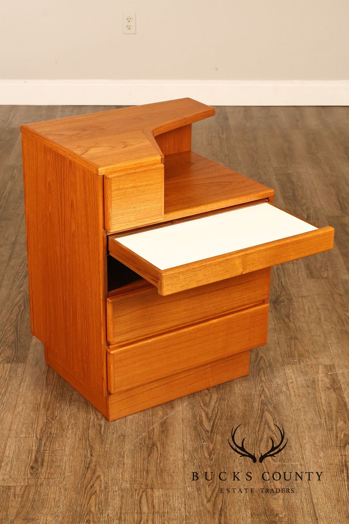 Scan Coll Danish Modern Pair of Teak Nightstands
