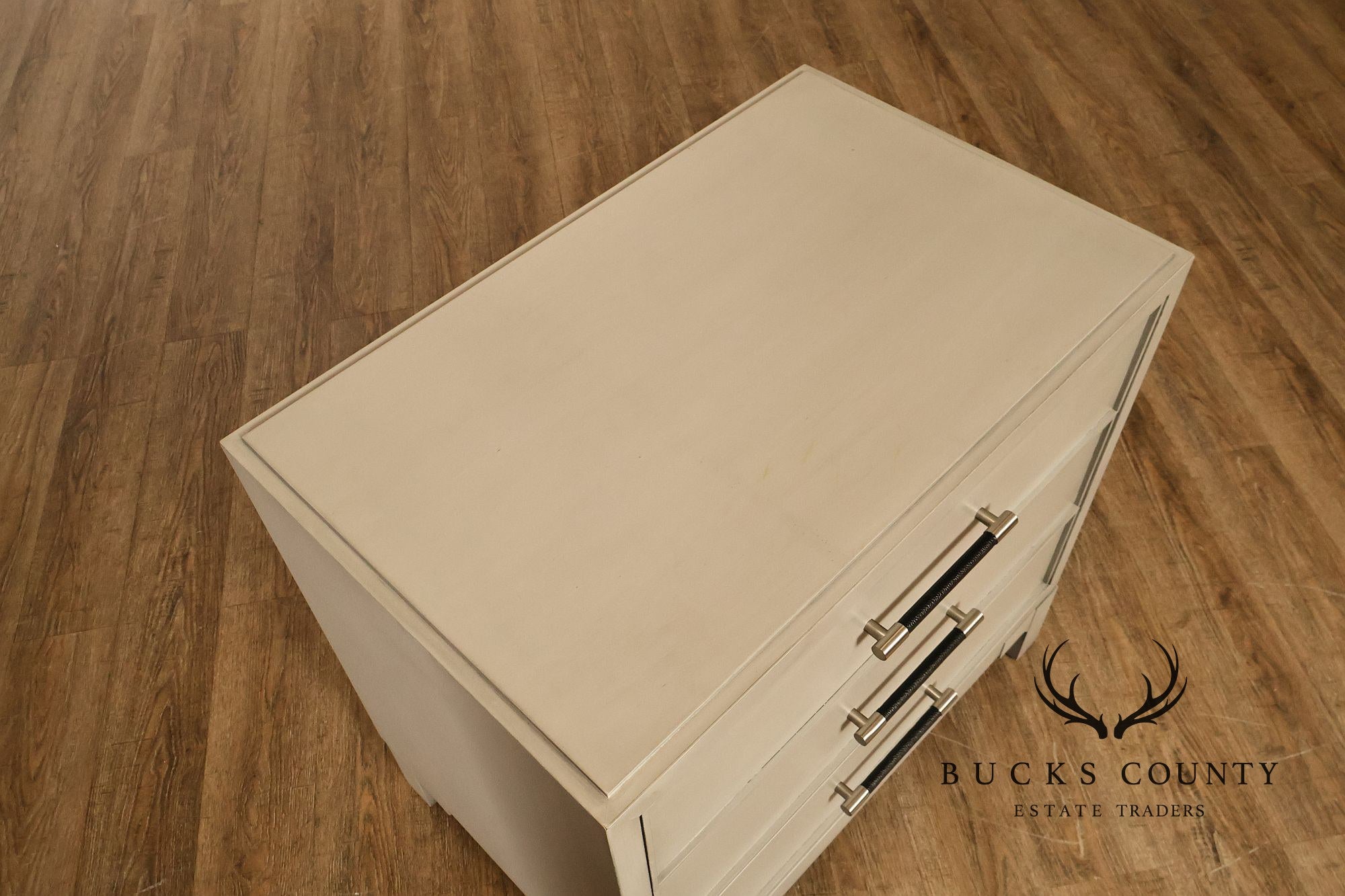 Vanguard Furniture Contemporary Pair Of Grey Three Drawer Chests Night Stands