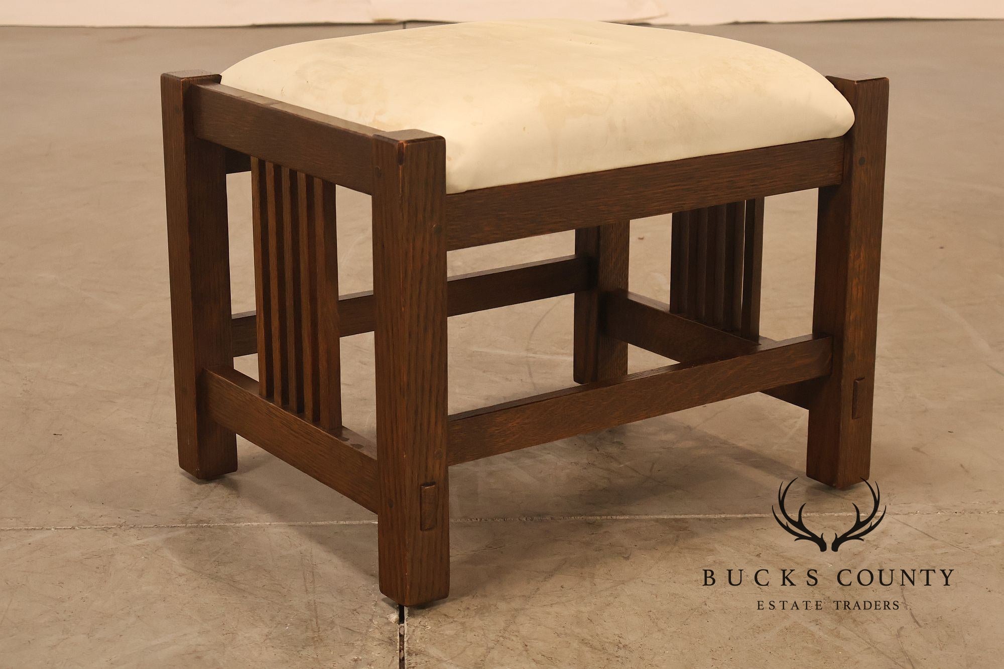 Stickley Mission Collection Oak Spindle Footstool