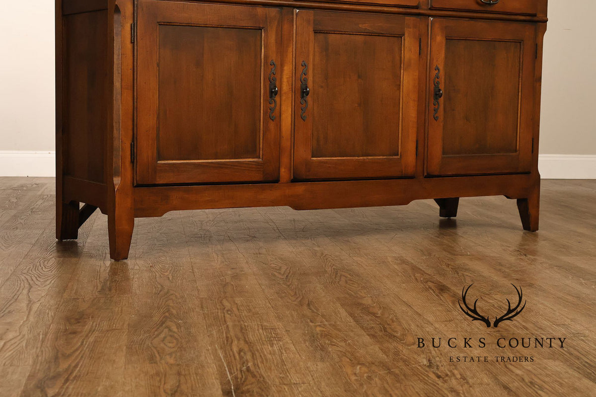 Vintage Pennsylvania House Villas Collection Maple Buffet Sideboard
