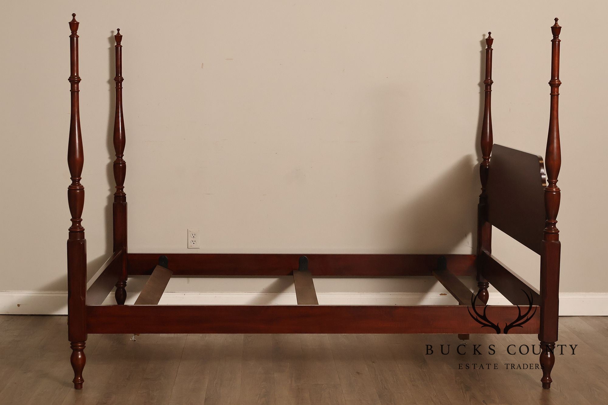 Henkel Harris Solid Cherry Queen Four Poster Bed