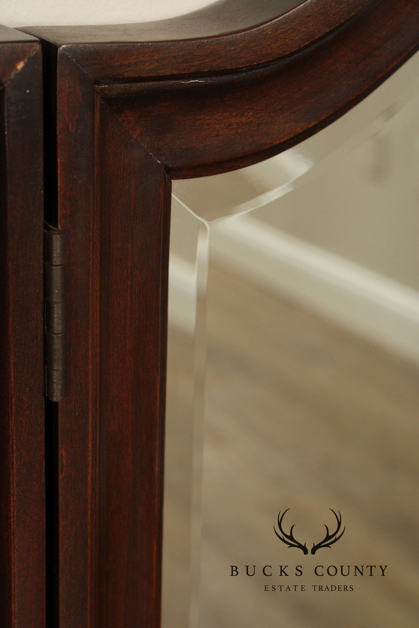 Harden Queen Anne Style Cherry Tri-Fold Dresser Mirror