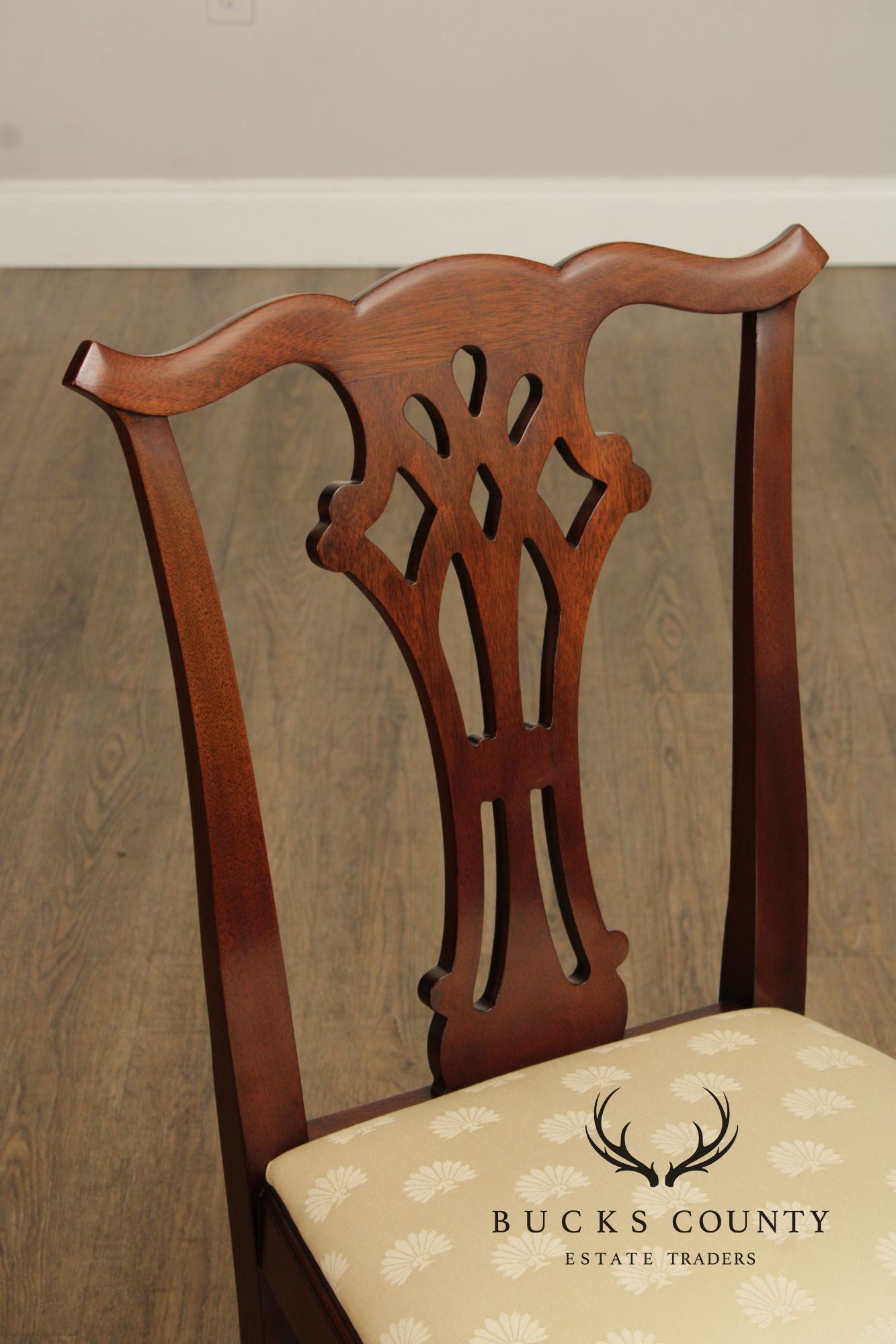 Kindel Chippendale Style Set of Eight Mahogany Dining Chairs