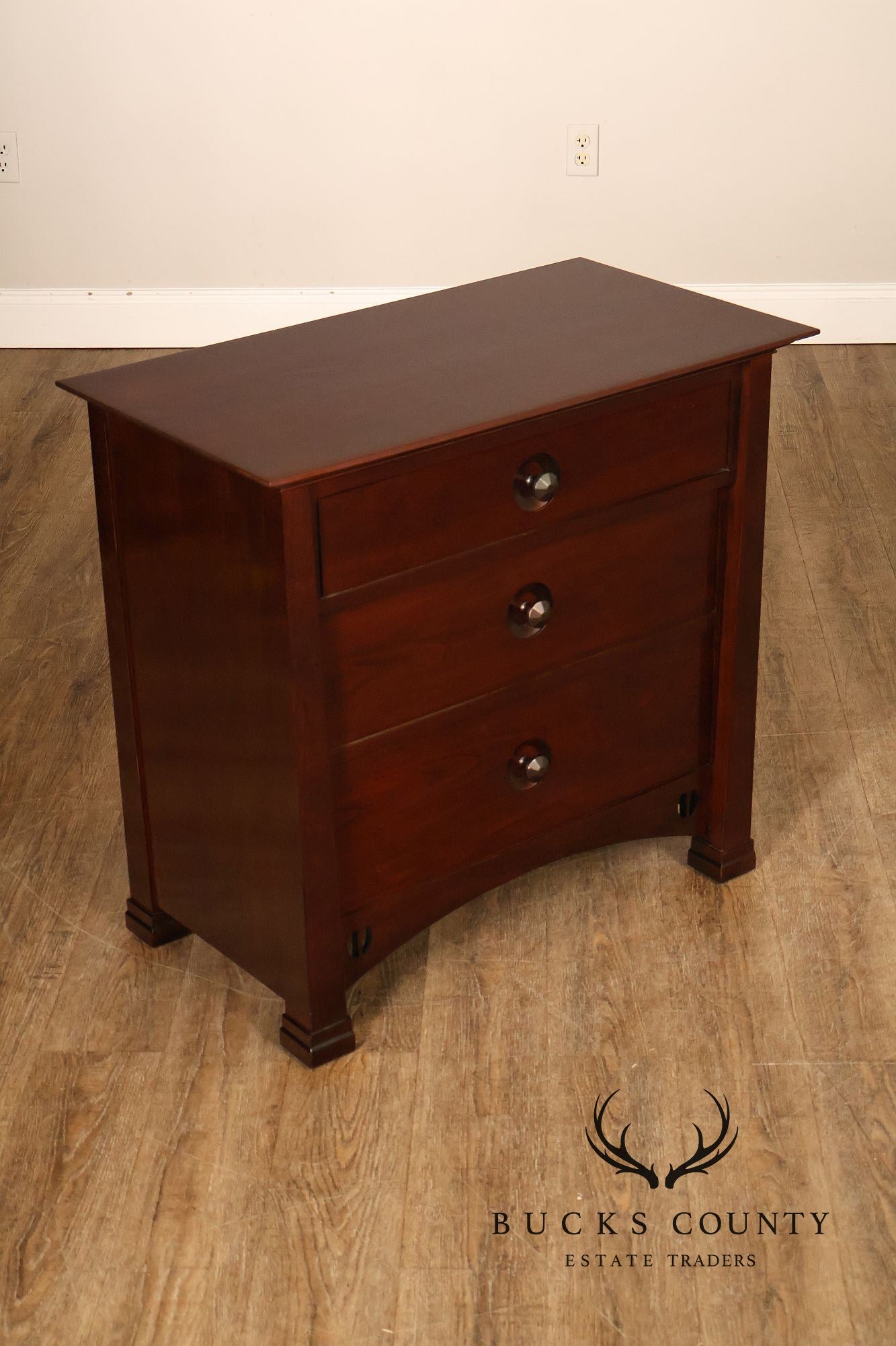 Stickley Edinburgh Collection Pair Of Cherry Nightstands