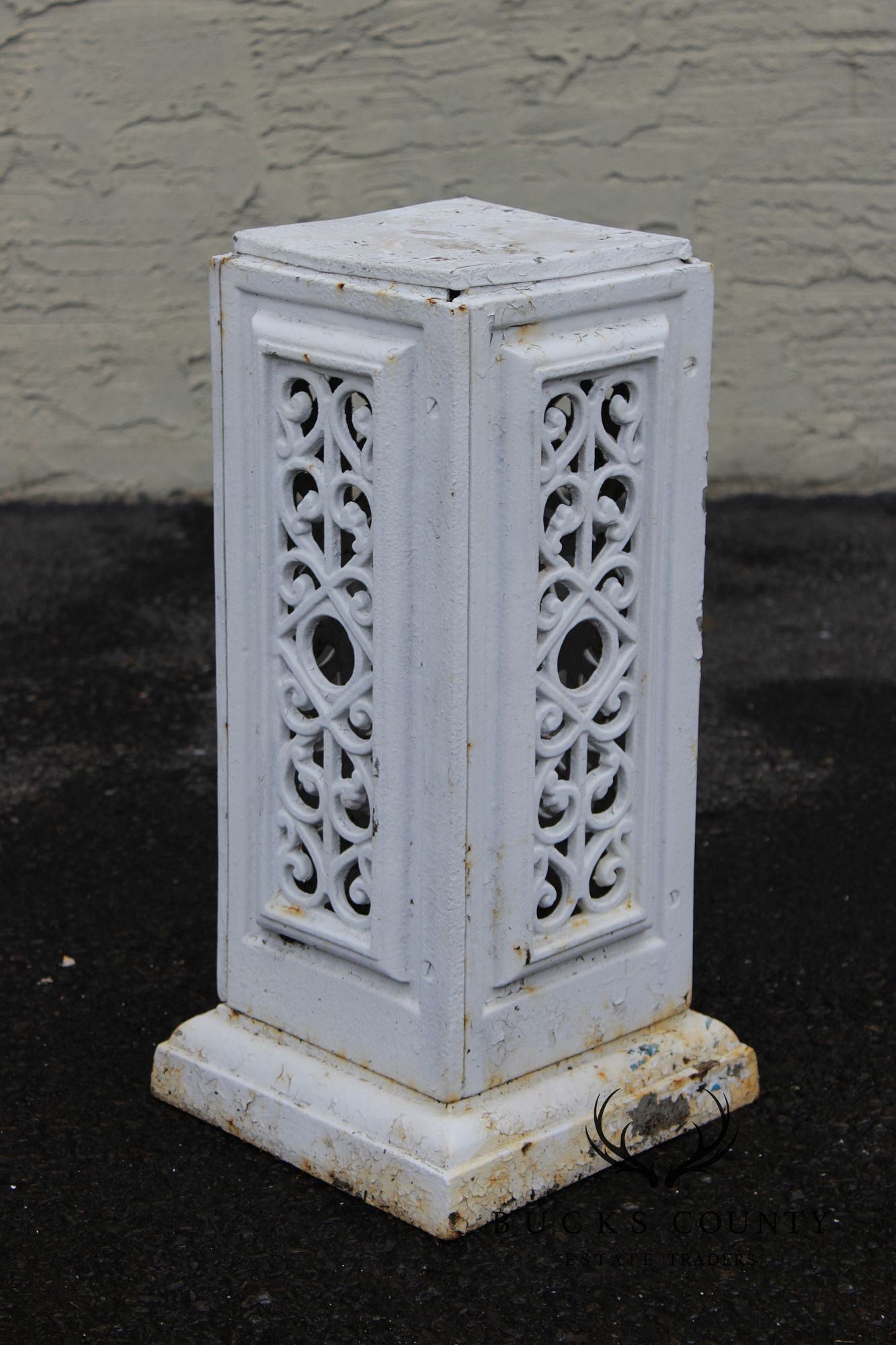 Vintage Cast Iron Garden Pedestal