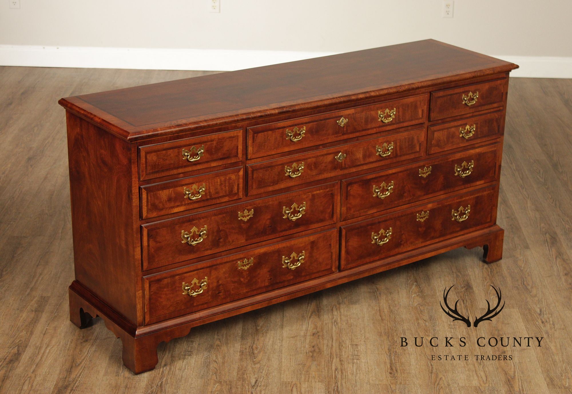 Henredon Aston Court Mahogany Ten Drawer Dresser