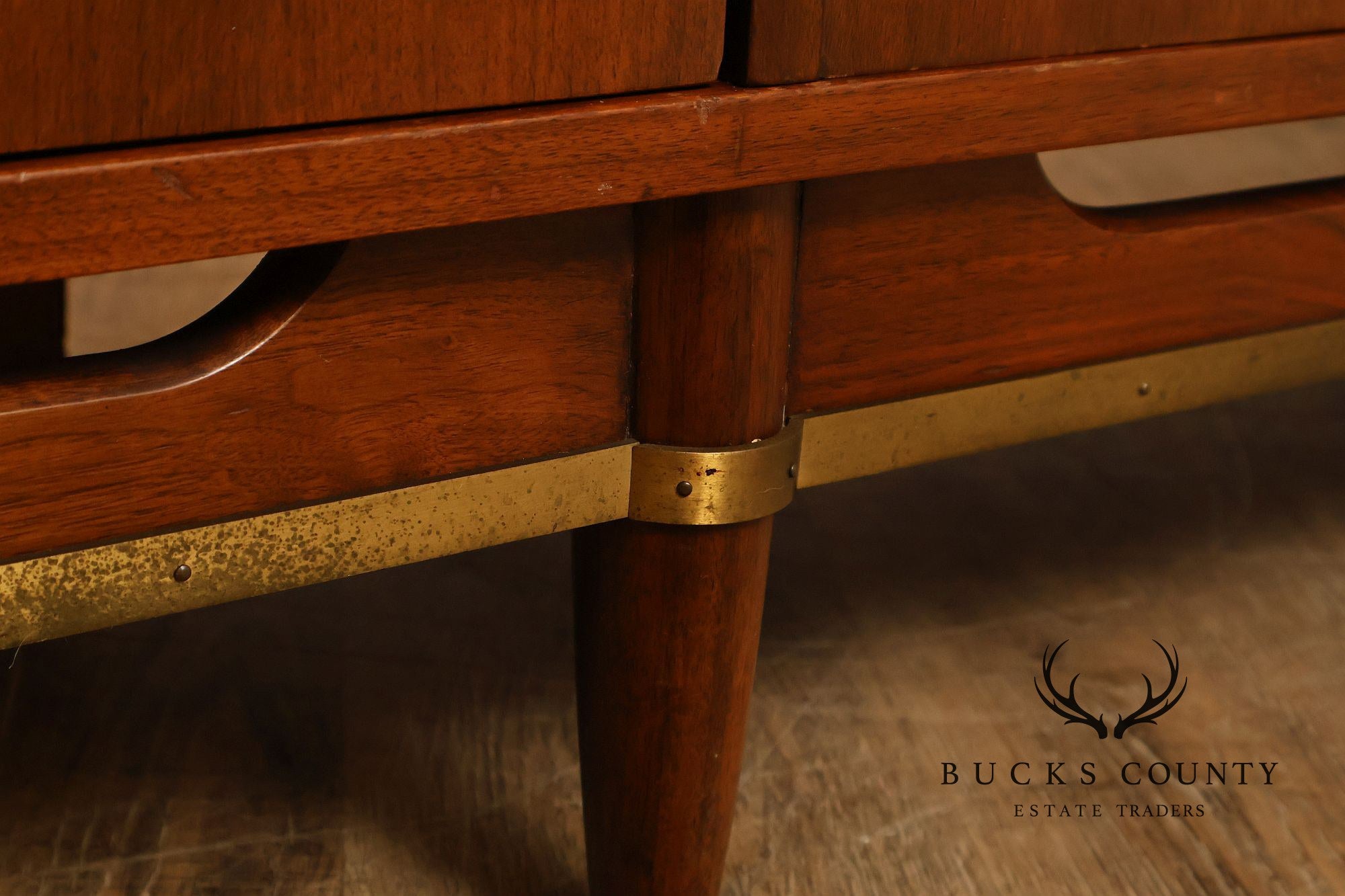 Merton Gershun For American Of Martinsville Mid Century Modern Walnut Lowboy Dresser