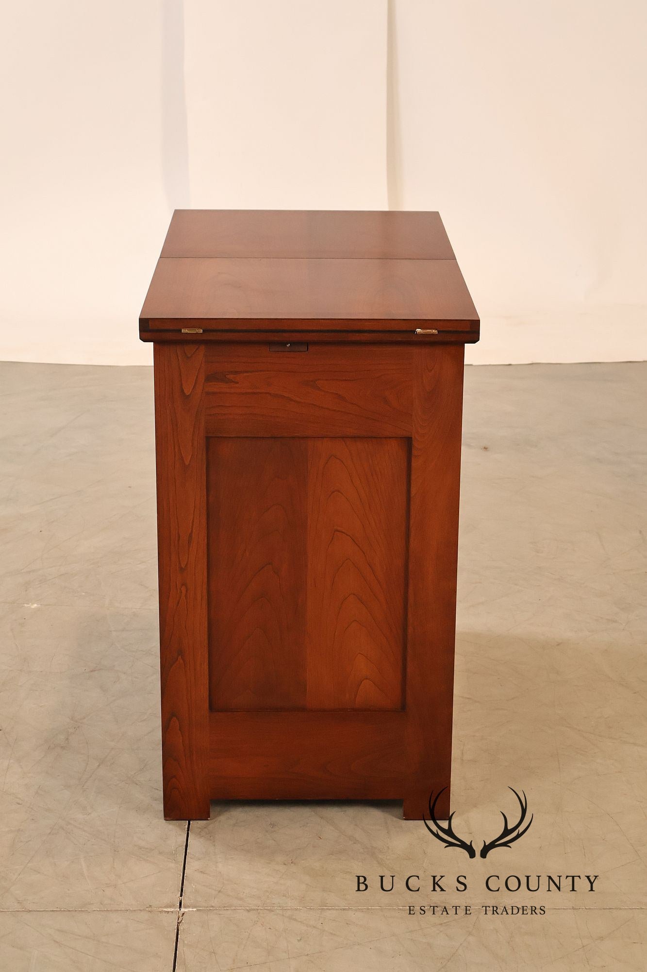 Stickley 21st Century Collection Cherry Mobile Server