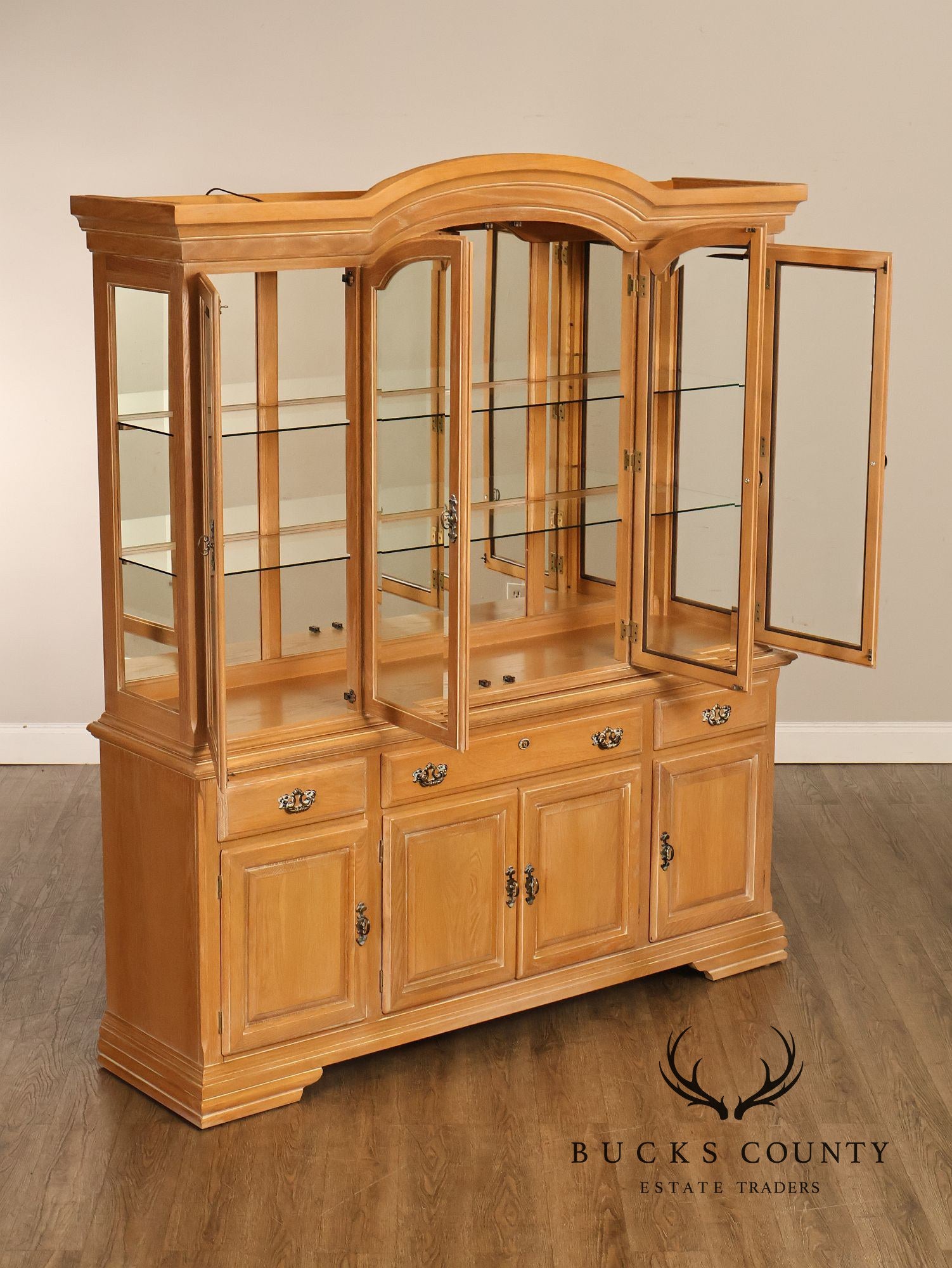 Hespeler Furniture Light Oak Illuminated China Cabinet