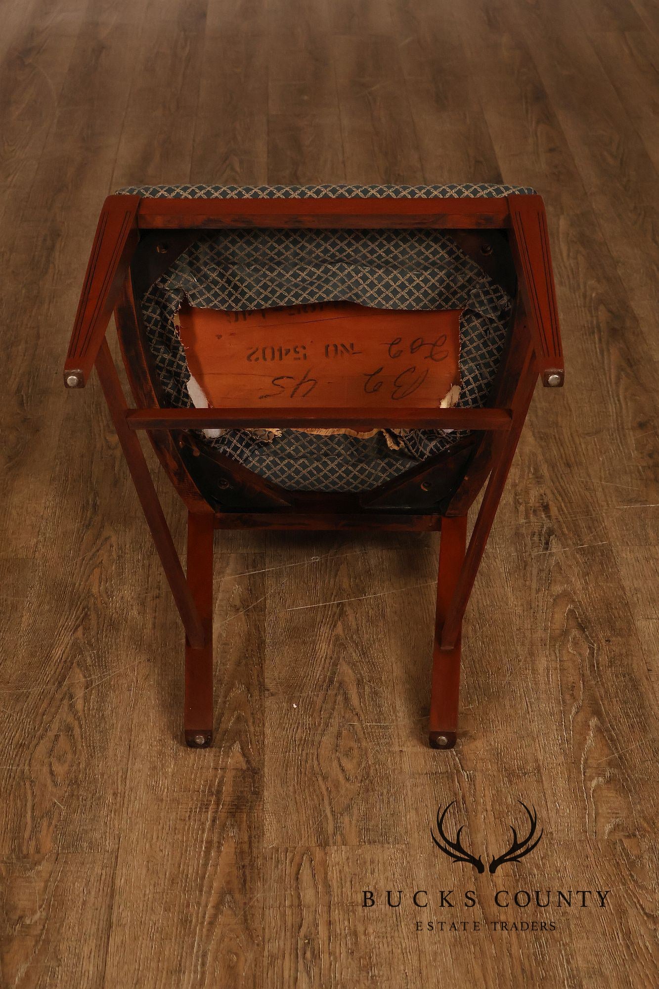 Hepplewhite Style Vintage 1940's Set of 6 Mahogany Shield Back Dining Chairs